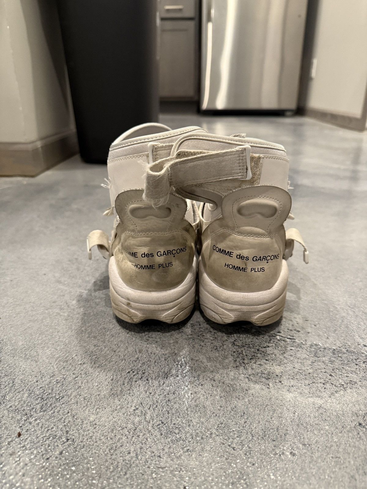 Comme des Garcons Comme des Garcon homme plus Nike Carnivore white Size US 9.5 / EU 42-43 - 5 Thumbnail