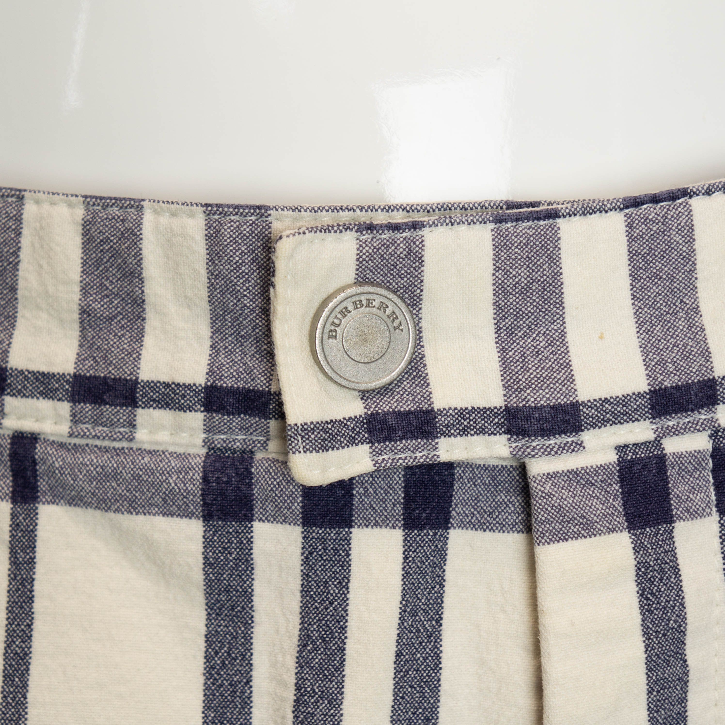 Burberry BURBERRY Check Monogram Women Shorts Vintage 00s Size 30" / US 8 / IT 44 - 5 Thumbnail
