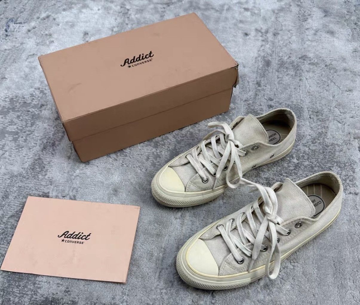 Converse Converse Addict Off-White Canvas Sneakers J16 Size US 8 / EU 41 - 1 Thumbnail