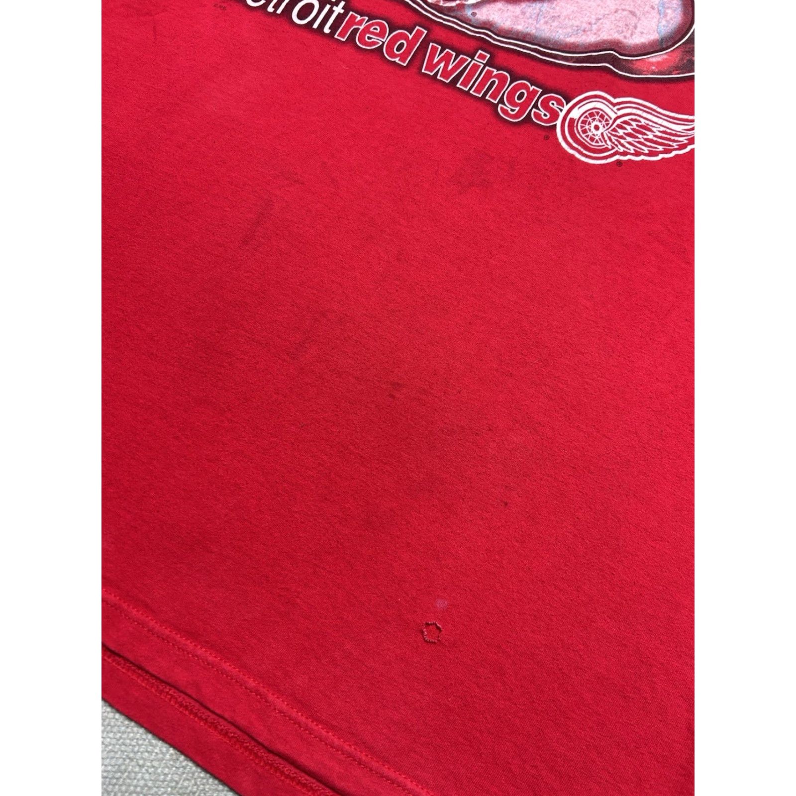 Logo 7 **Vintage 90s Logo 7 Red NHL Hockey Adult XL T-Shirt** User: **Vintage 90s Logo 7 Red Detroit Red Wings Adult XL T-Shirt** Size US XL / EU 56 / 4 - 2 Thumbnail