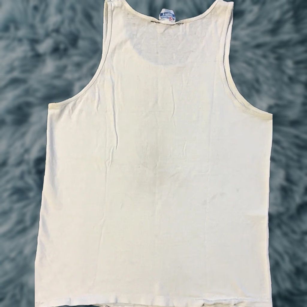 Vintage VINTAGE Honolulu Marathon Tank Top M White 90s Distressed Bar Grunge Beach Surf Hawaii USA Mens T-Shirt Sleeveless Size US M / EU 48-50 / 2 - 1 Thumbnail