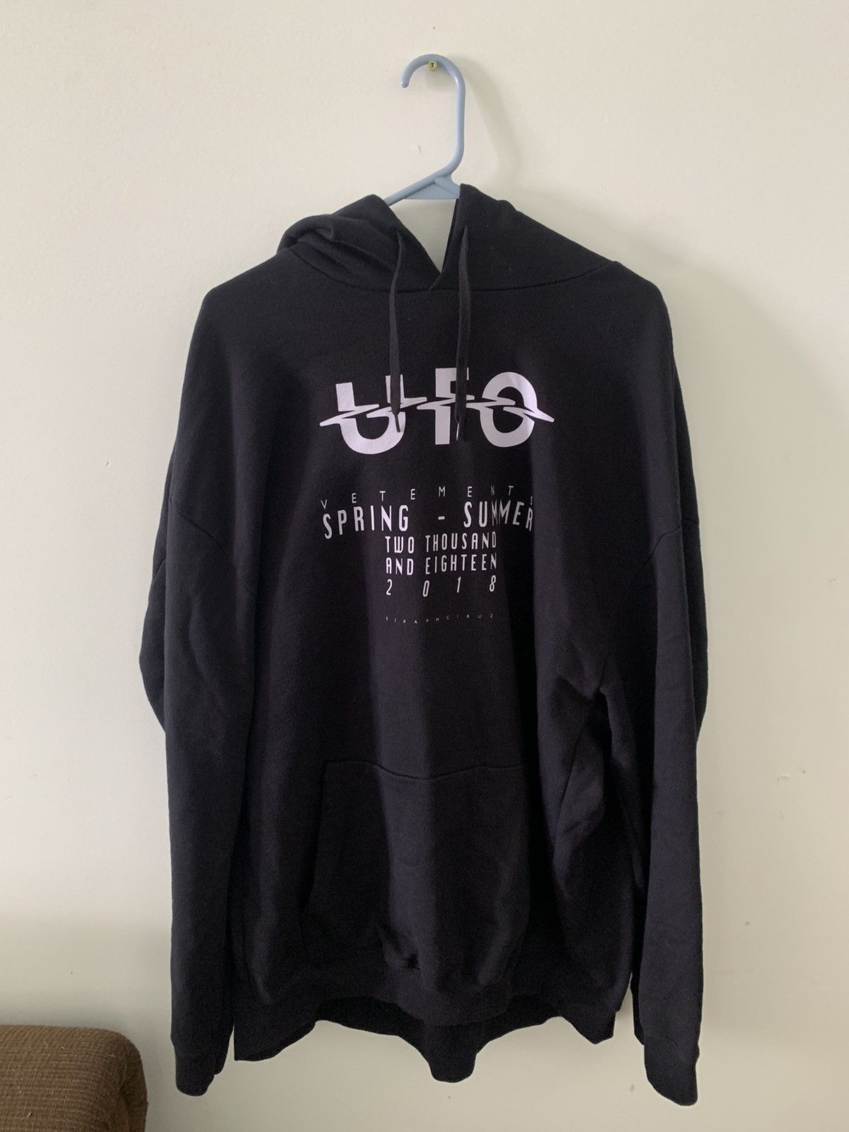 Vetements Ufo Hoodie 1 / 50 Size US L / EU 52-54 / 3 - 1 Thumbnail