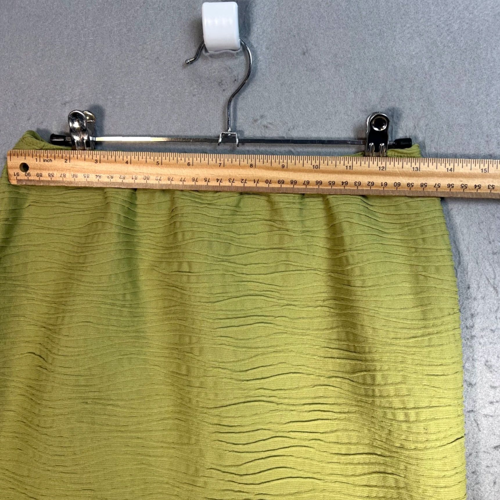superdown Superdown Womens Medium Textured Olive Green Mini Skirt Elastic Waist Polyester Size 32" / US 10 / IT 46 - 5 Thumbnail