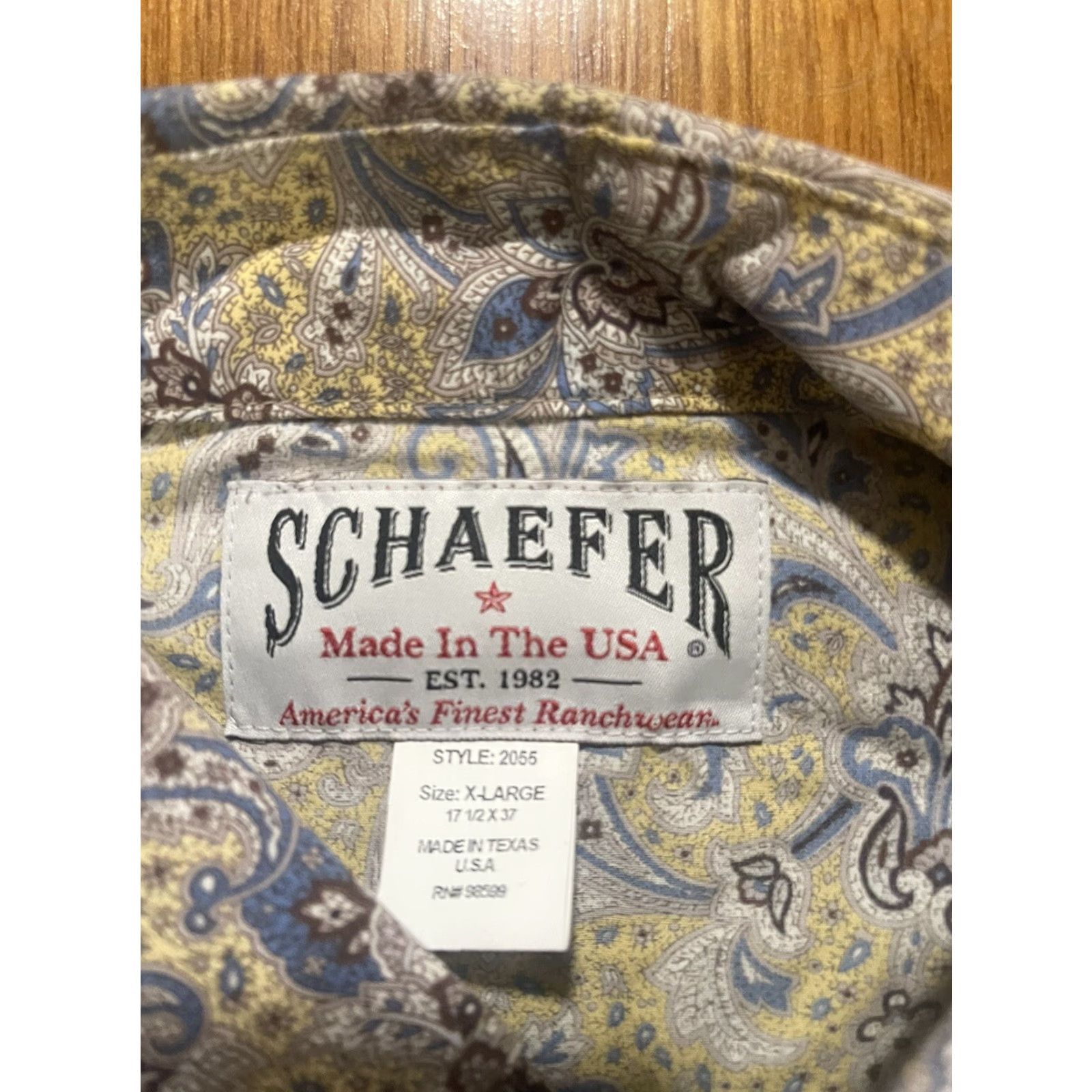 X-LARGE Vintage Schaefer Western Pearl Snap Shirt XL Bandana Print USA HTF! User: Vintage Schaefer Western Pearl Snap Shirt XL Bandana Print USA HTF! Size US XL / EU 56 / 4 - 6 Thumbnail