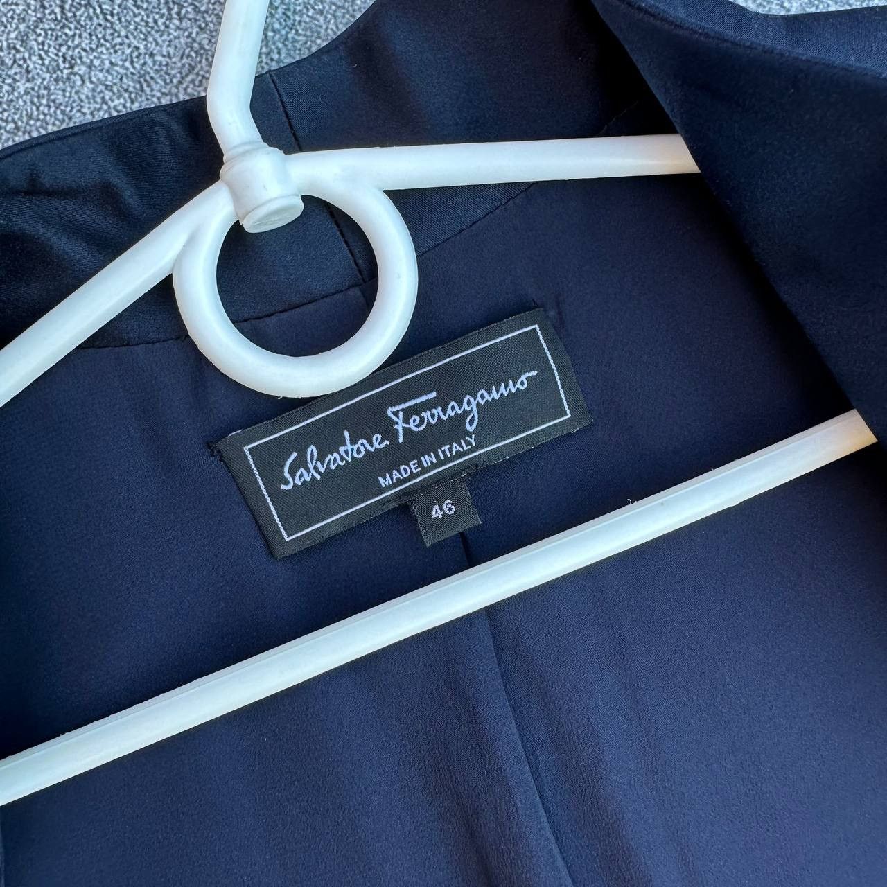 Salvatore Ferragamo Salvatore Ferragamo plain coat Size L / US 10 / IT 46 - 10 Thumbnail