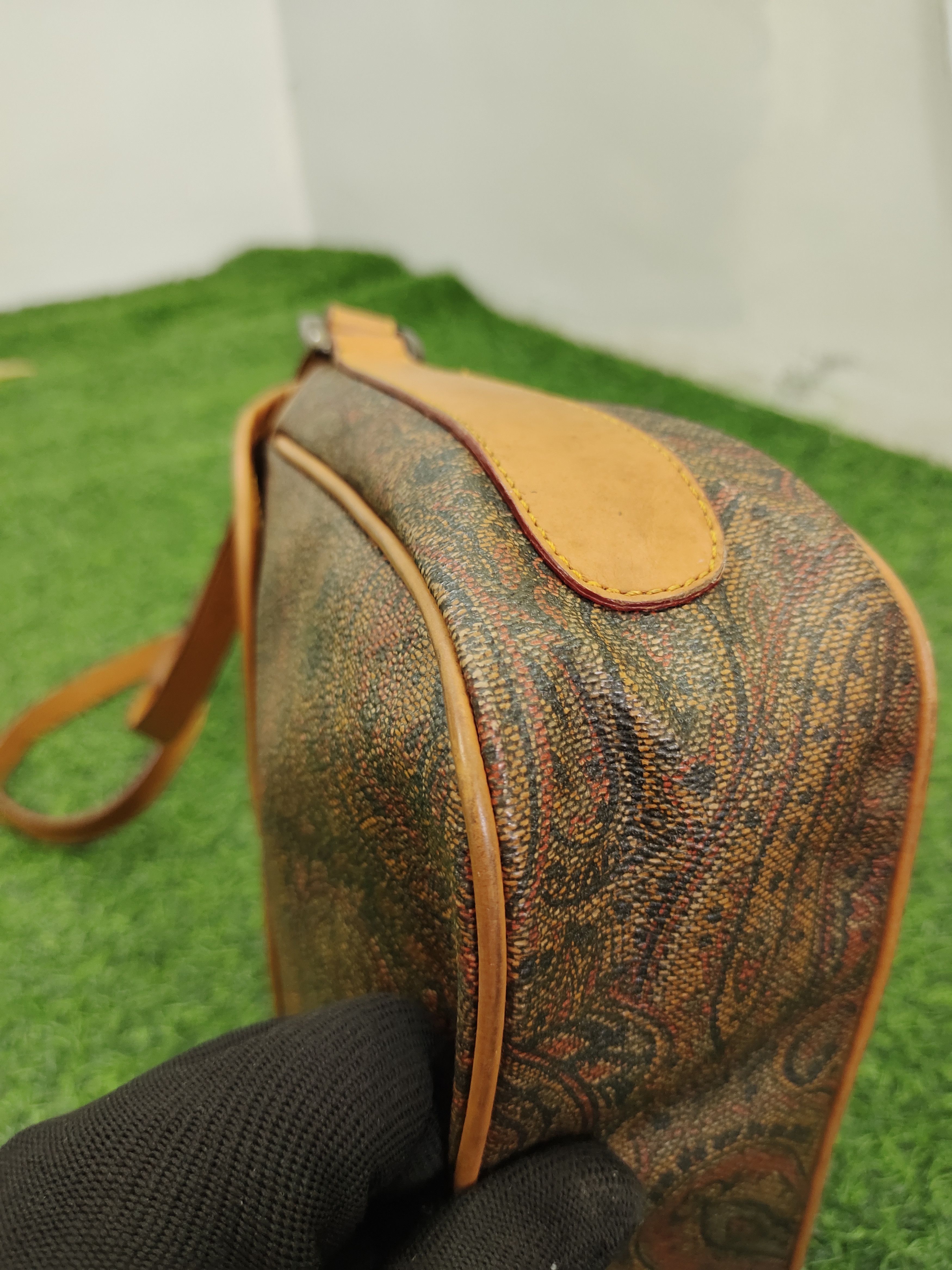 Leather Vintage 80s Linea Gani Floral Japan Patina Crossbody Bag Size ONE SIZE - 9 Thumbnail