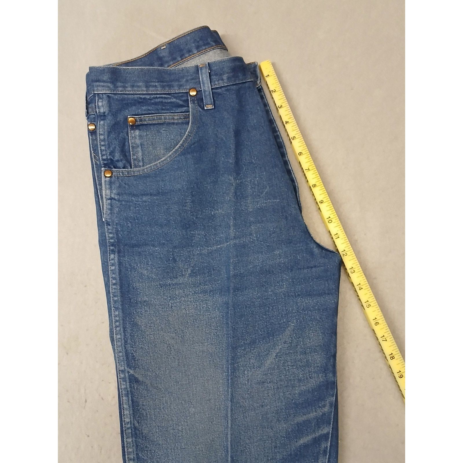 Wrangler Wrangler (36x40) Creased Straight Leg Blue Denim Jeans Size US 36 / EU 52 - 6 Thumbnail