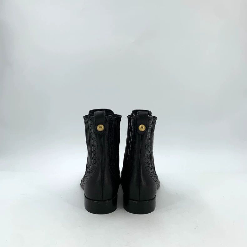 Louis Vuitton Louis Vuitton Black Baroque sculpted round toe leather boo Size US 6.5 / IT 36.5 - 4 Thumbnail