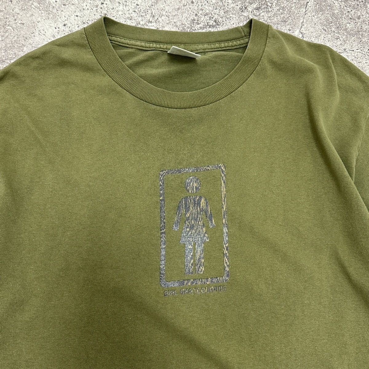 Girl Skateboards Vintage 00s Girl Skateboarding big logo tee y2k og hype USA Size US XL / EU 56 / 4 - 6 Thumbnail