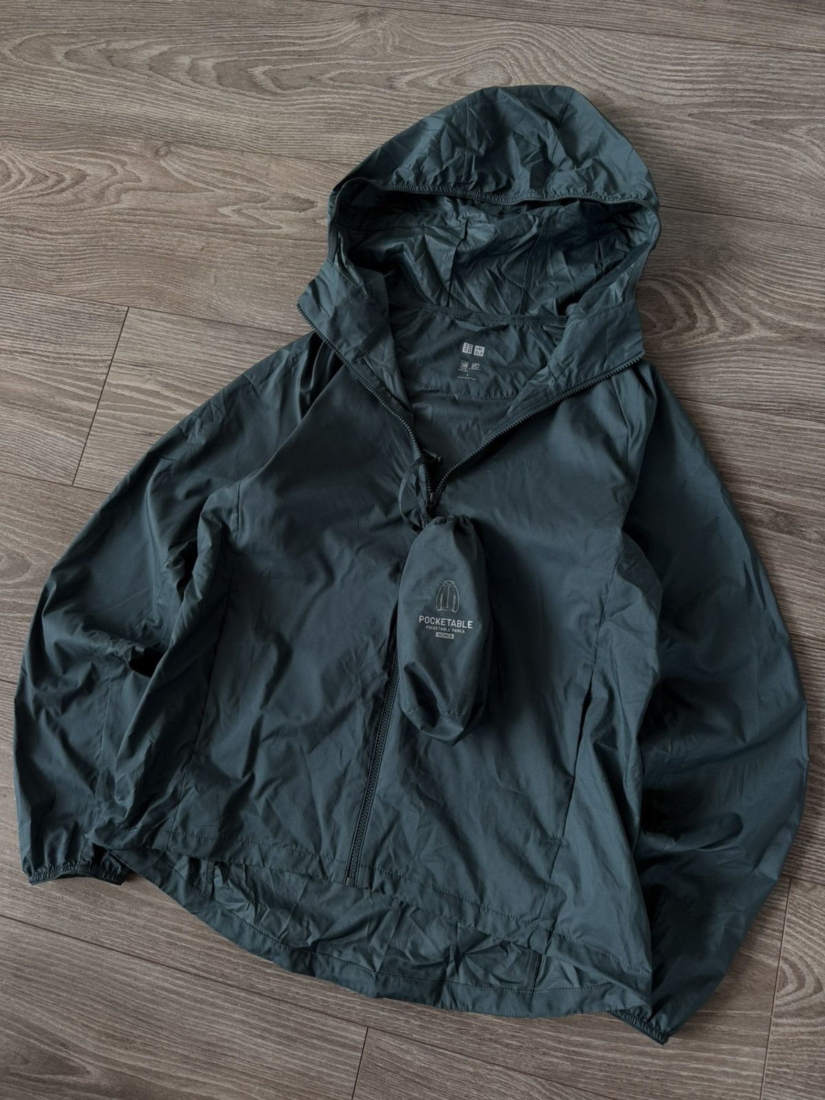 Uniqlo Uniqlo Hybrid Packable Outwear Monochrome Urban Style Jacket Size S / US 4 / IT 40 - 10 Thumbnail