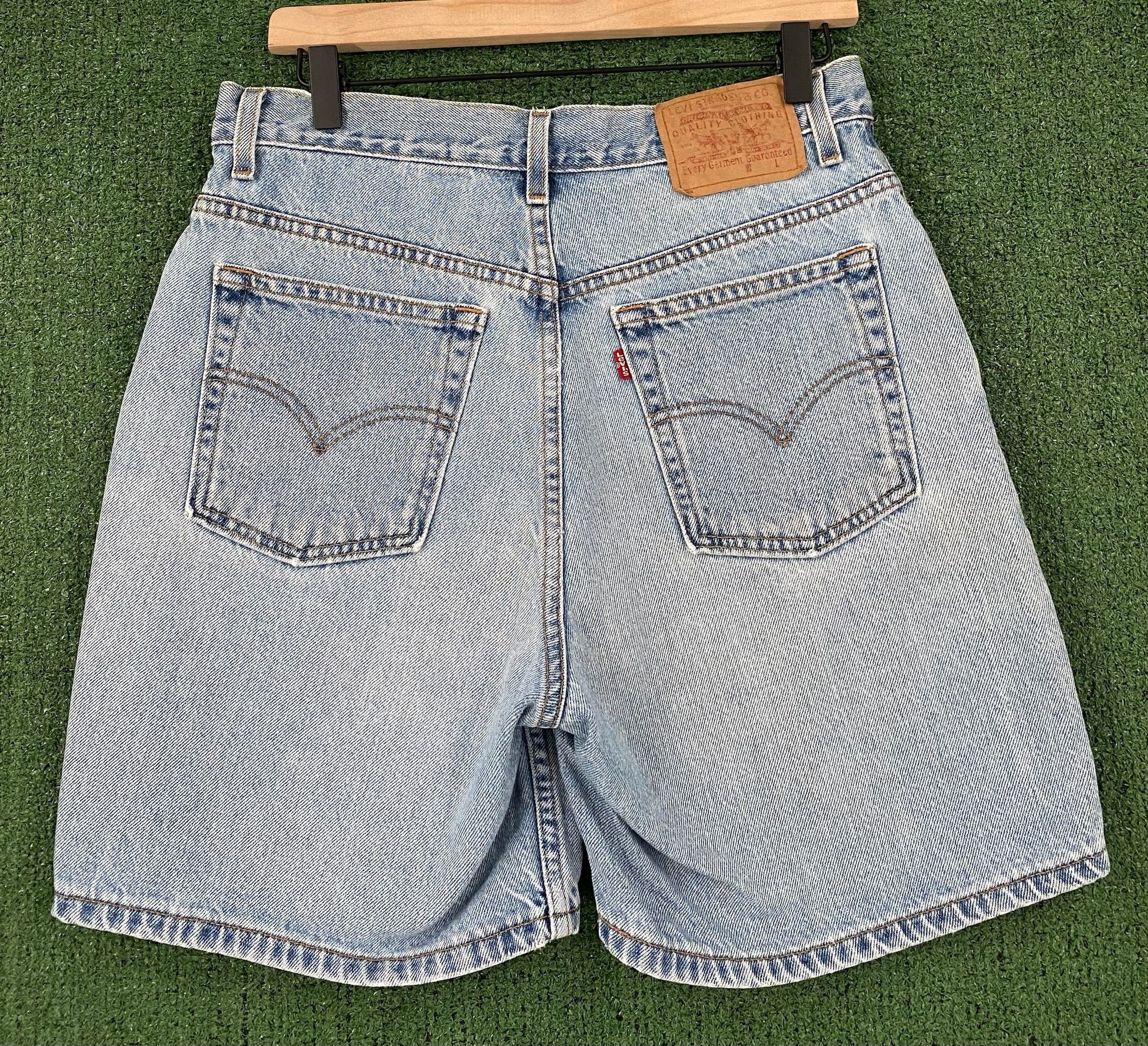 Levi's 90’s Levi’s Denim Jean Shorts Jorts Women’s Size 29” Waist Size 29" - 3 Thumbnail