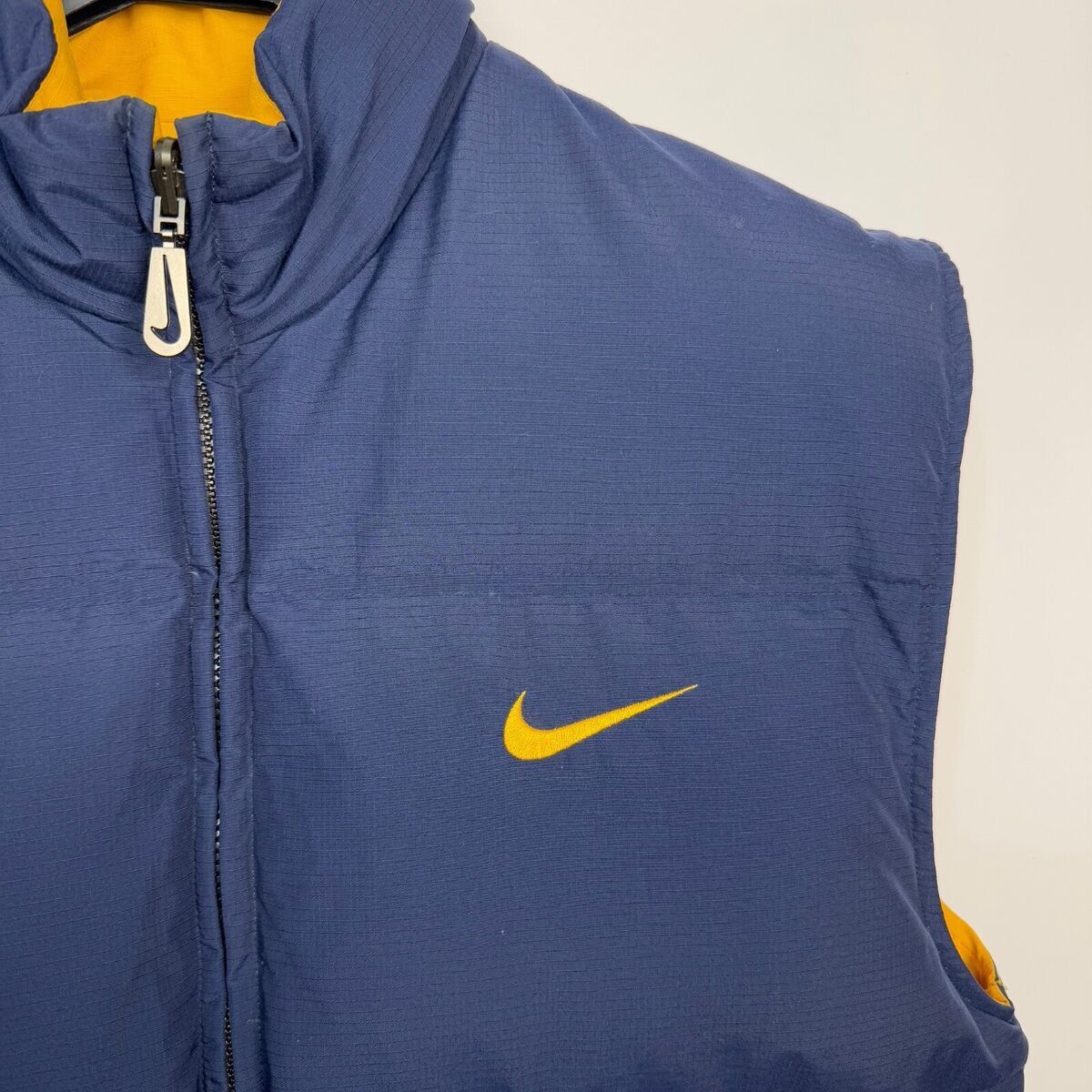 Nike NIKE 90s VINTAGE PUFFER REVERSIBLE DOWN VEST NAVY BLUE GILET Size US M / EU 48-50 / 2 - 11 Thumbnail