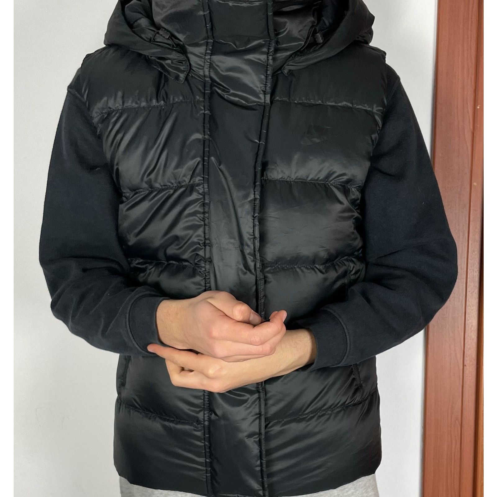 Nike Nike Women's Black Full Zip Hooded Down Puffer Vest Small Size S / US 4 / IT 40 - 2 Thumbnail