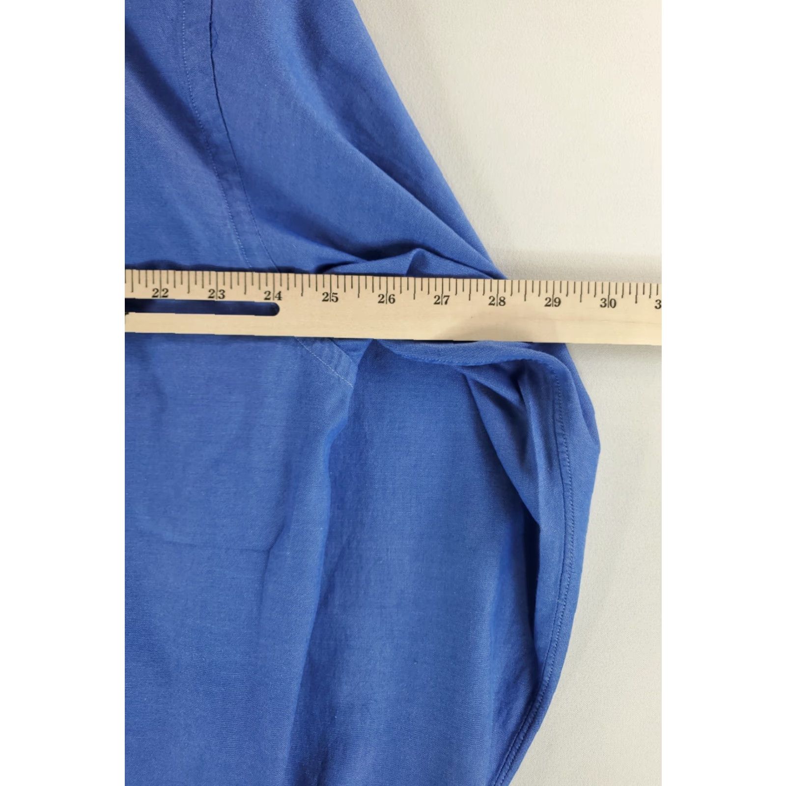 Brooks Brothers Brooks Brothers Shirt Makers Button Up Light Weight Blue Made USA Mens L 16.5-32 Shirt Mens L Blue 16.5-32 Long Sleeve Button Up Regular Size US L / EU 52-54 / 3 - 4 Thumbnail