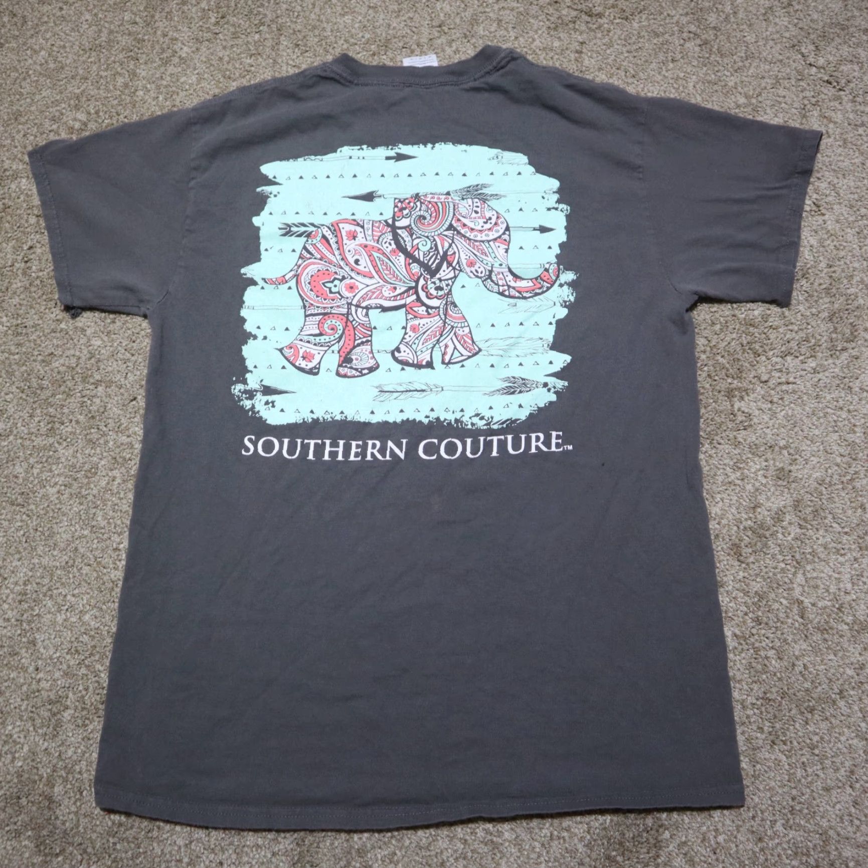 Vintage Vintage Southern Couture Gray Paisley Elephant Short Sleeve T-Shirt Adult Medium Mens Size US 31 - 7 Thumbnail