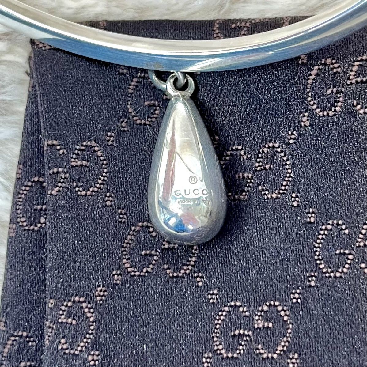 Gucci Gucci Sterling Silver Teardrop Bangle Bracelet Size ONE SIZE - 12 Thumbnail