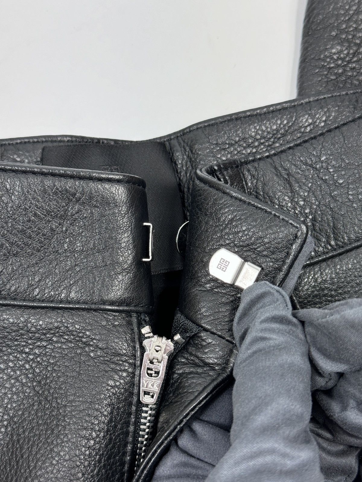 Givenchy BY MATHEW WILLIAMS LEATHER CARPENTER PANTS Size US 30 / EU 46 - 5 Thumbnail