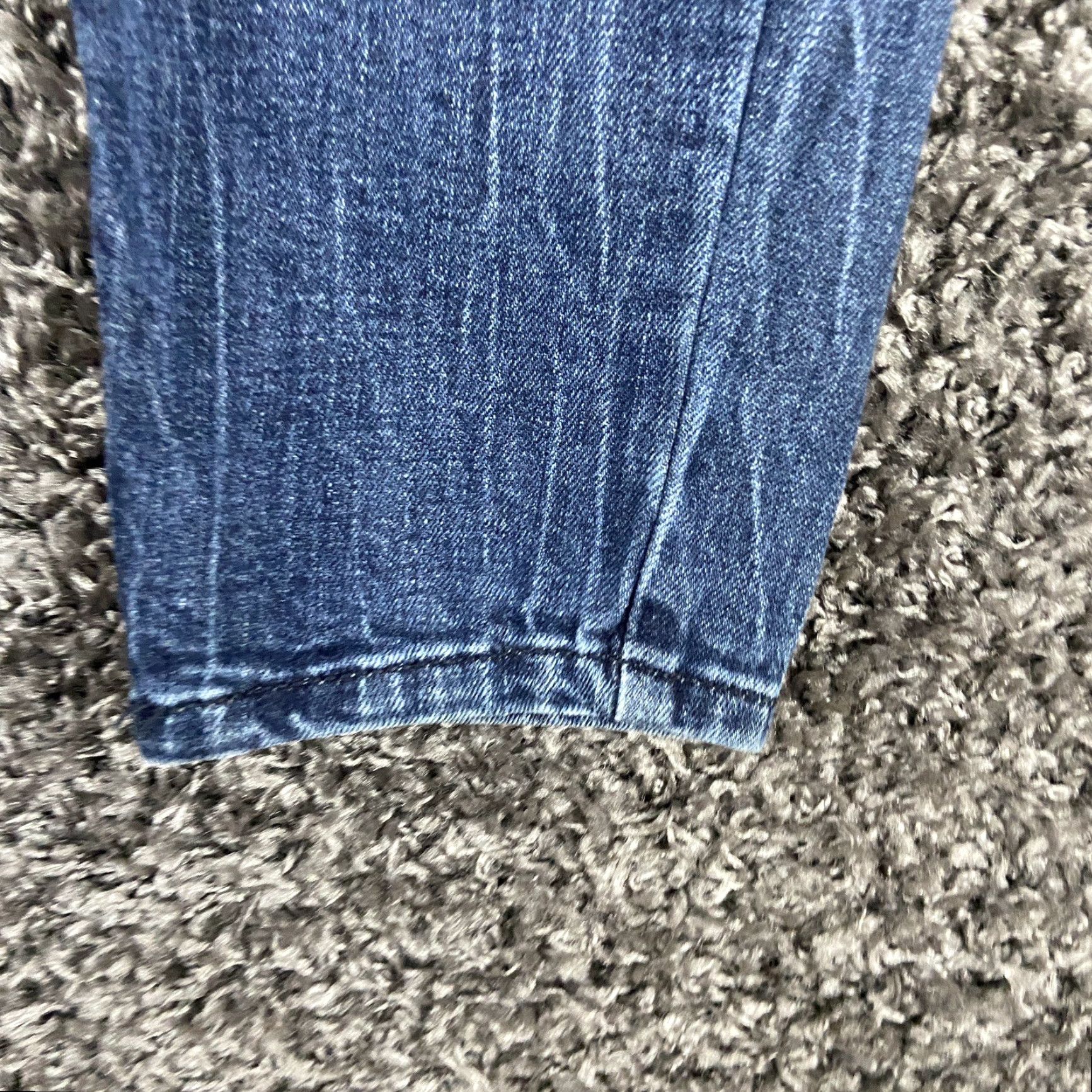 Vintage VINTAGE? No, not vintage. We'll craft: Refuge Women Jeans Skinny Distressed Blue 2 Regular Adult Womens Size 2 Distressed Skinny Jeans Blue Size 26" / US 2 / IT 38 - 2 Thumbnail