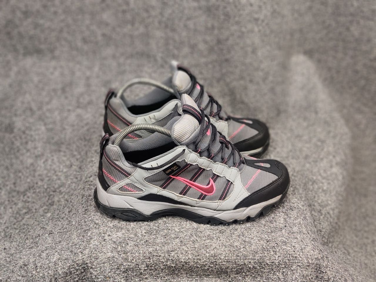 Nike ACG Vintage Nike ACG Trac Trail Gore Tex Shoes Sneakers Outdoor Size US 7.5 / EU 40-41 - 3 Thumbnail