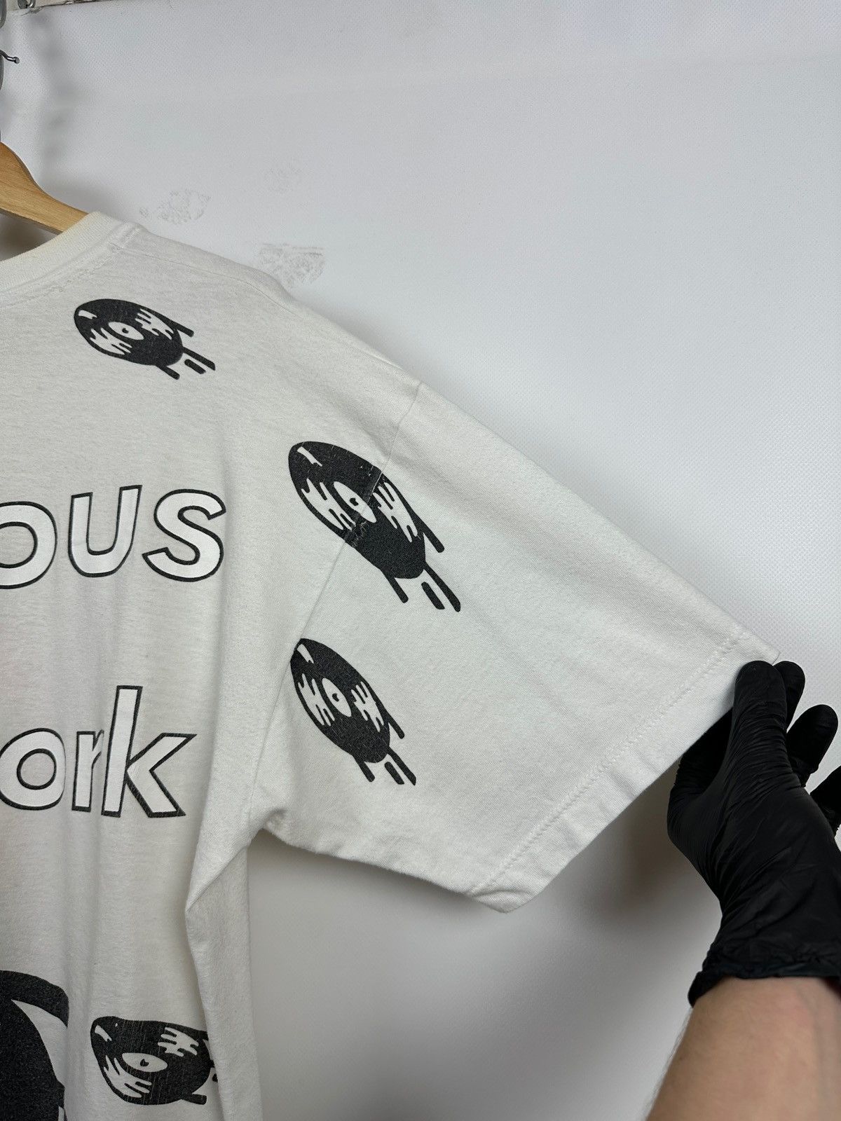 Rap Tees 1995 Vintage Nervous New York Records Rap T-Shirt Size US XL / EU 56 / 4 - 22 Thumbnail