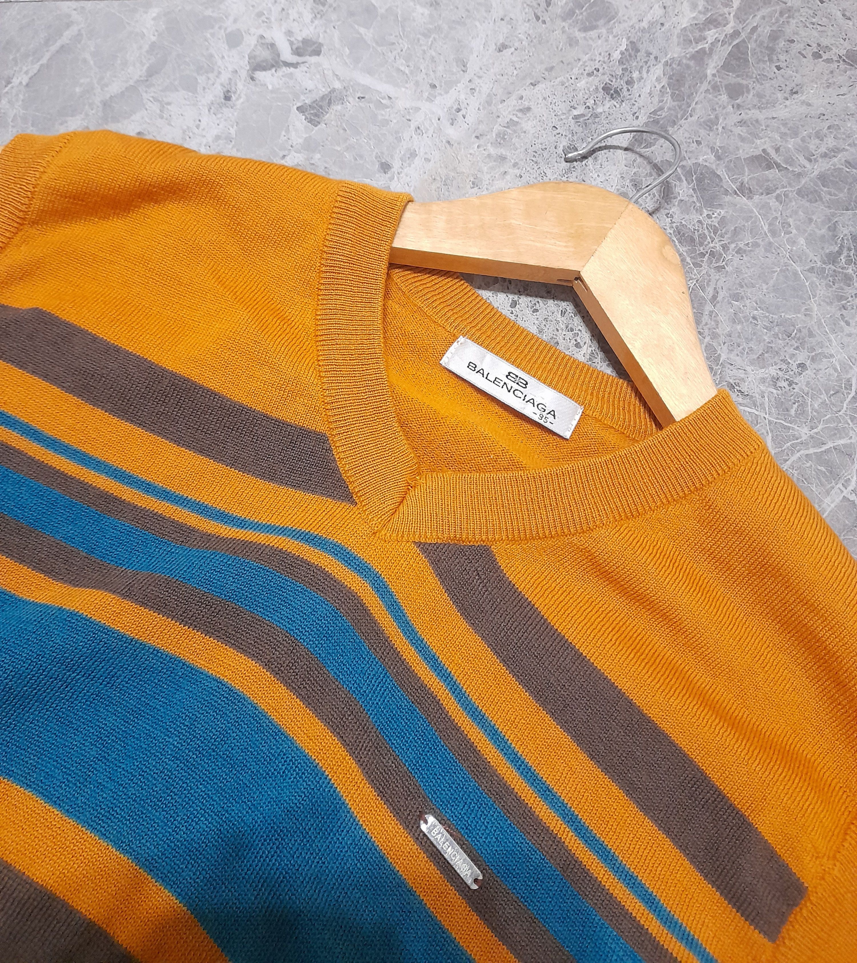 Balenciaga 💥mustard color💥 Balenciaga vest x balenciaga knitwear Size US S / EU 44-46 / 1 - 8 Thumbnail