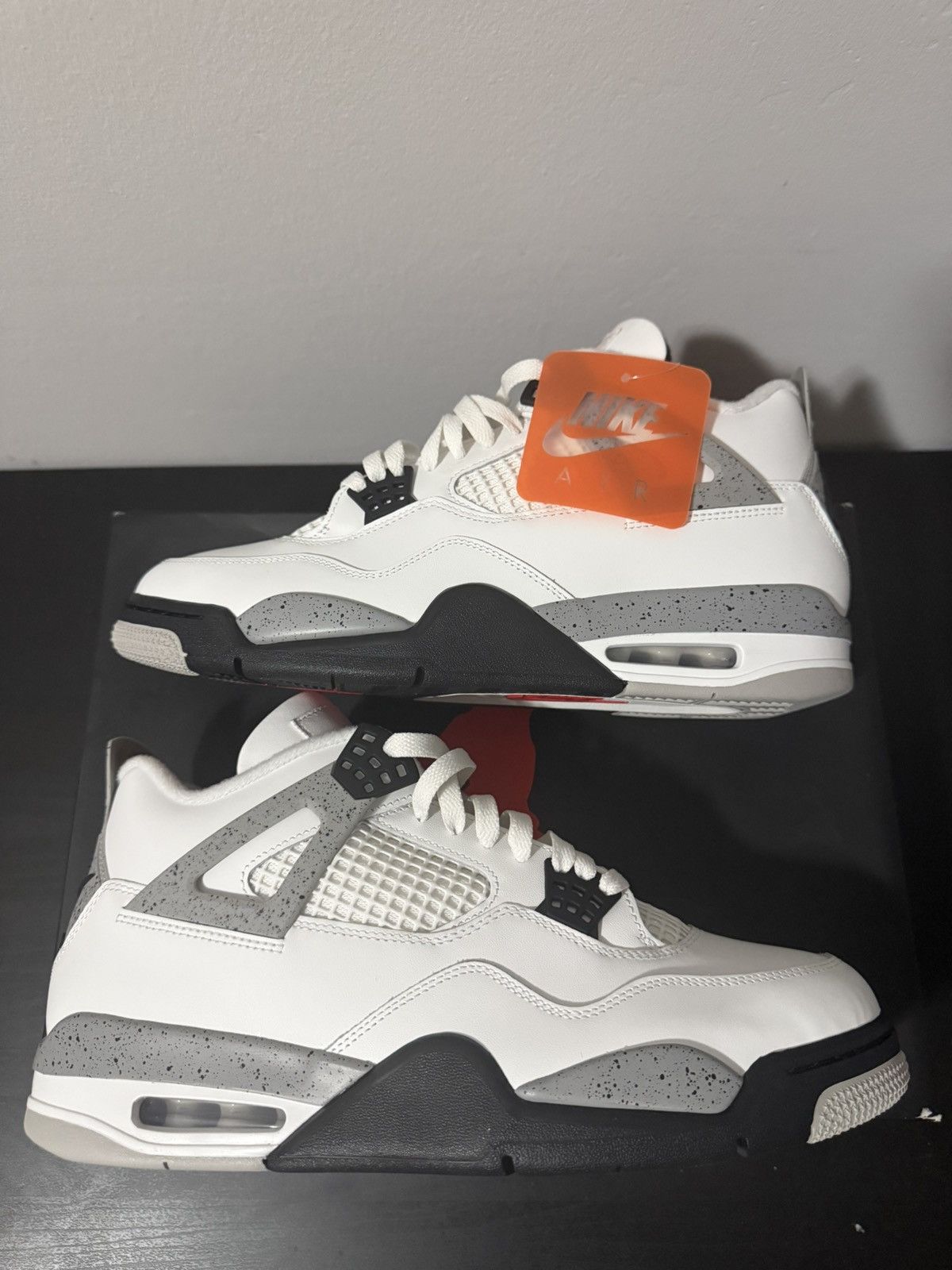 Air Jordan 4 (White Cement)