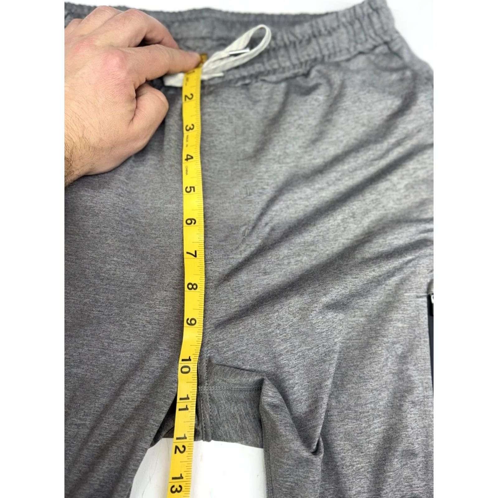 Vuori Vuori Sunday Performance Joggers Pants Dark Gray Mens Small Tapered Zip Pocket Pockets Elastic Waist Athletic Jogger Activewear Regular Size S Size US 29 - 5 Thumbnail