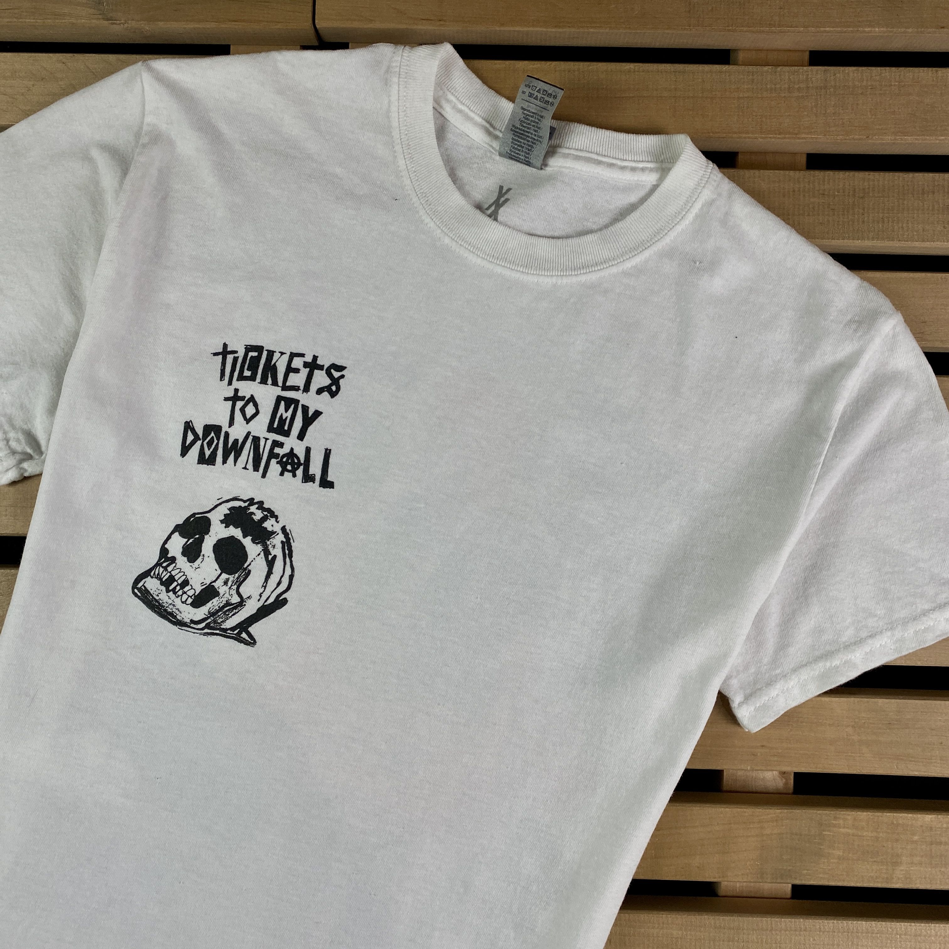 Band Tees Mens Tour Rock T-Shirt Tickets To My Downfall Size S Size US S / EU 44-46 / 1 - 3 Thumbnail
