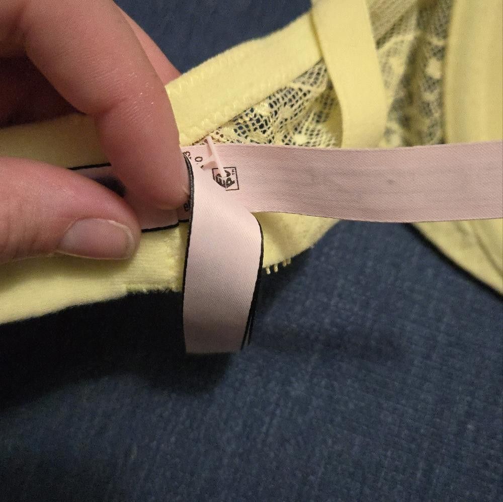 Designer Incredible by VS Bra Size ONE SIZE - 5 Thumbnail