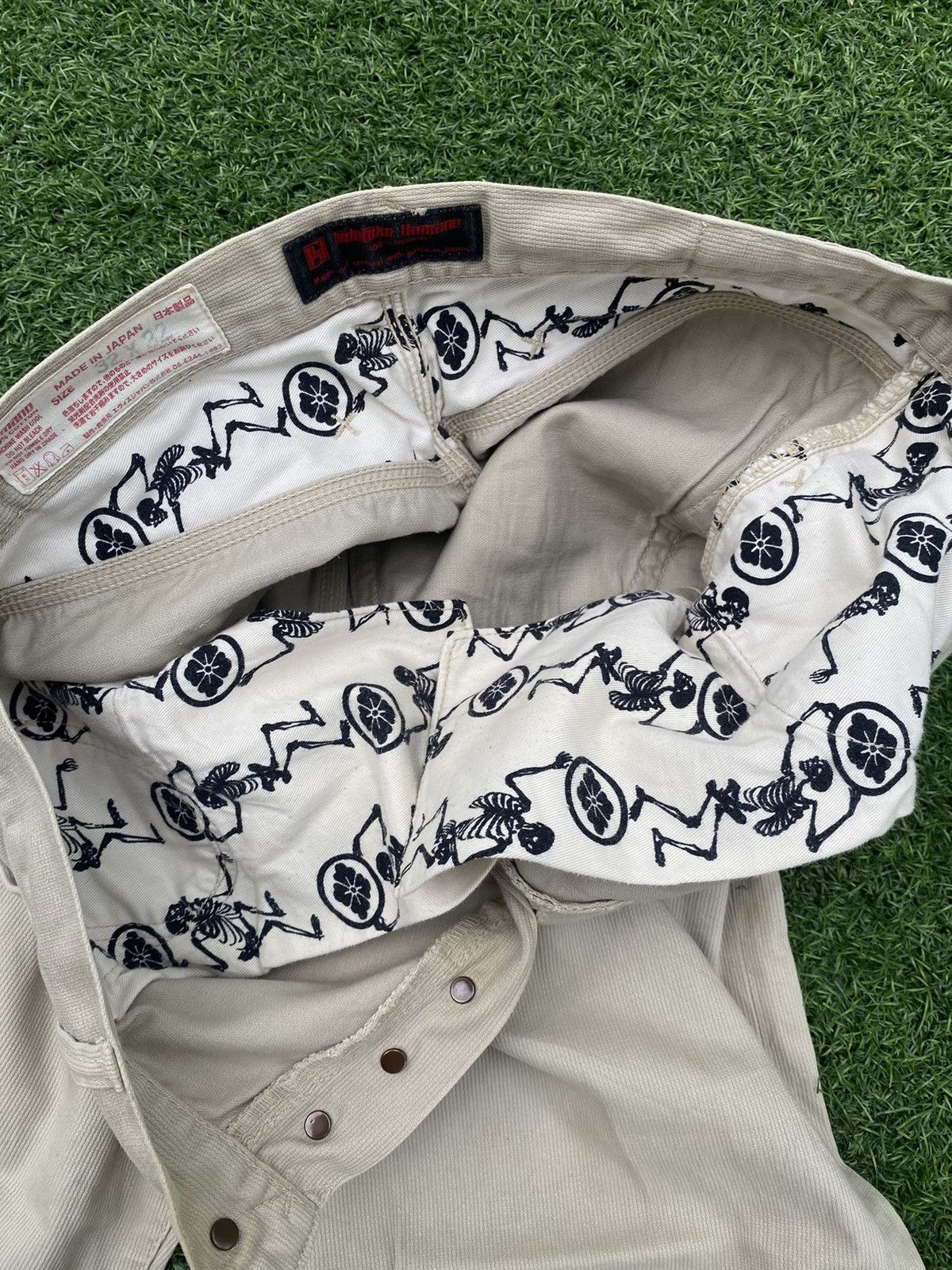 Evisu EVISU YAMANE RED CAT N SEA GULLS LOGO STRAIGHT PANTS Size US 31 - 11 Thumbnail