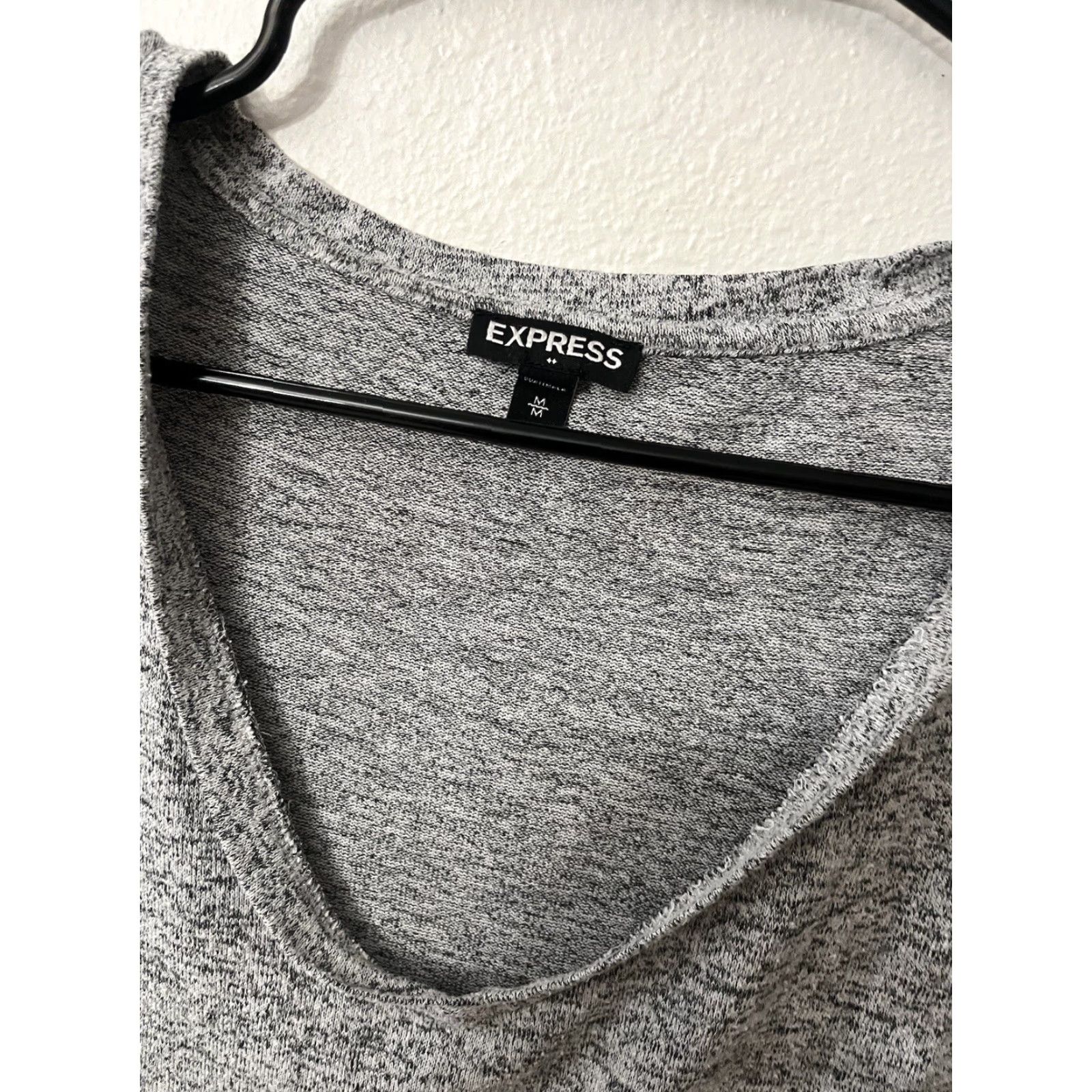 Express Express Shirt Women Medium Gray V-Neck Long Sleeve Tie Front Size M / US 6-8 / IT 42-44 - 2 Thumbnail
