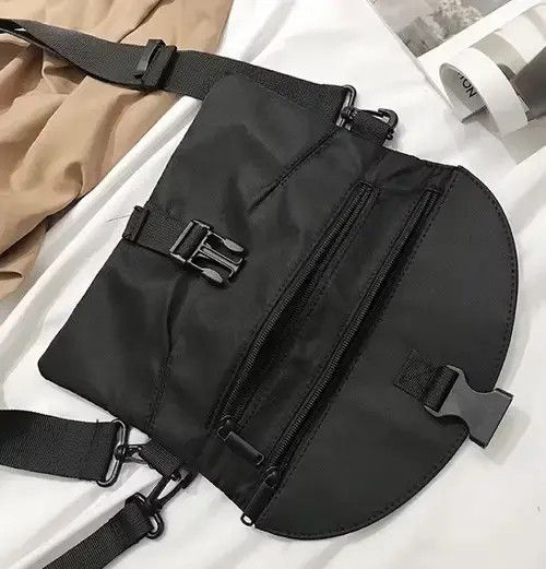 Japanese Brand Y2k buckle side bag crossbody fanny pack Size ONE SIZE - 4 Thumbnail