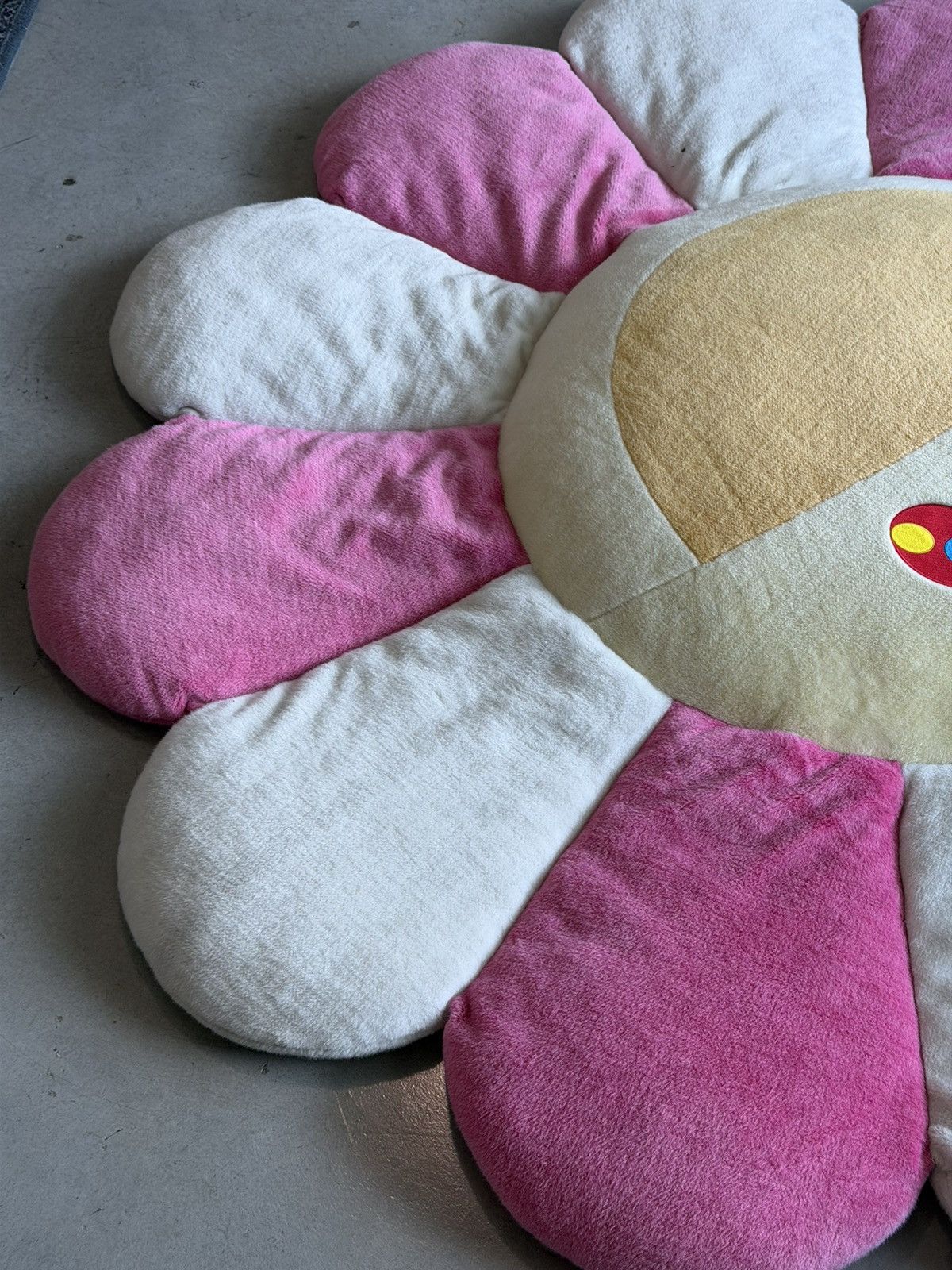 Takashi Murakami Takashi Murakami Flower Plush 2 Meters X-Large Size ONE SIZE - 3 Thumbnail