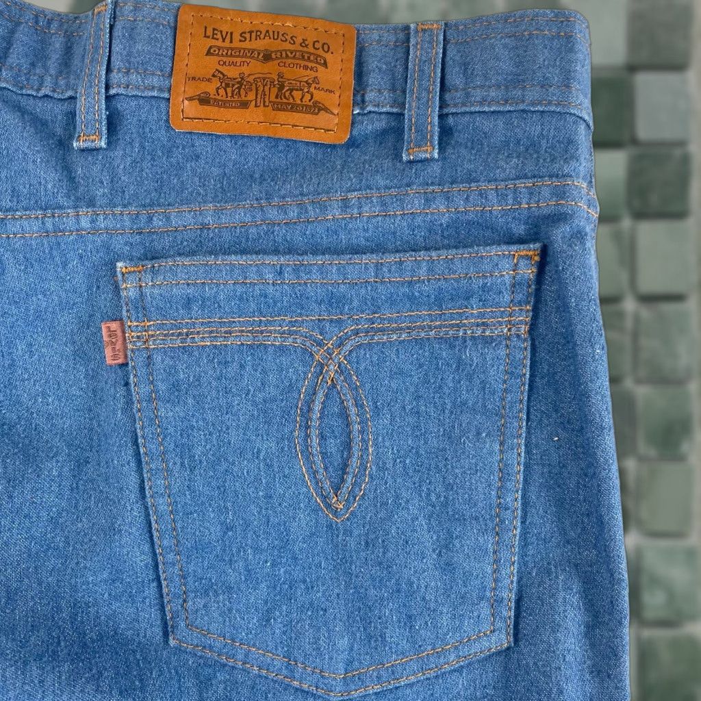 Levi's VINTAGE Levi's Pants Men 40x30 Blue Bootcut Embroidered Ranch Copper Tab 90s Size US 40 / EU 56 - 1 Thumbnail