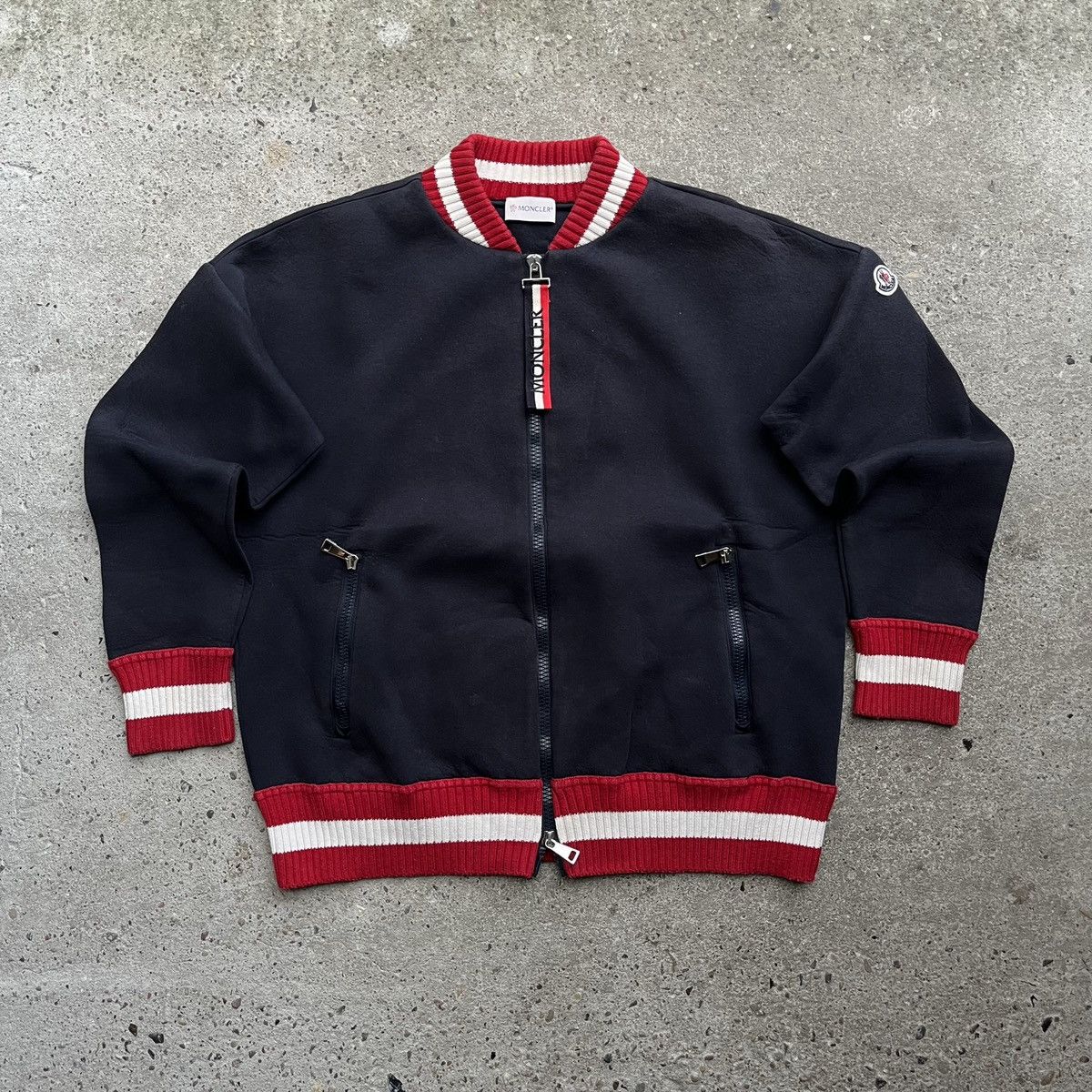 Moncler Moncler bomber sweatshirt rare logo wmns zip Size S / US 4 / IT 40 - 1 Thumbnail