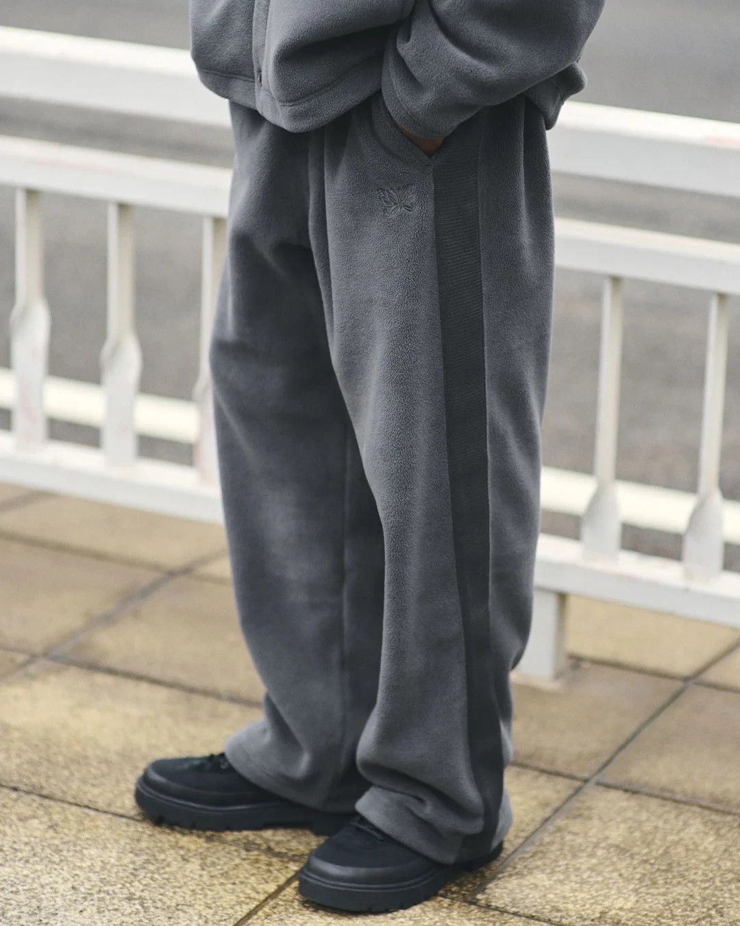 Needles × Uniqlo Needles X uniqlo Fleece Pants Size US 29 - 2 Thumbnail