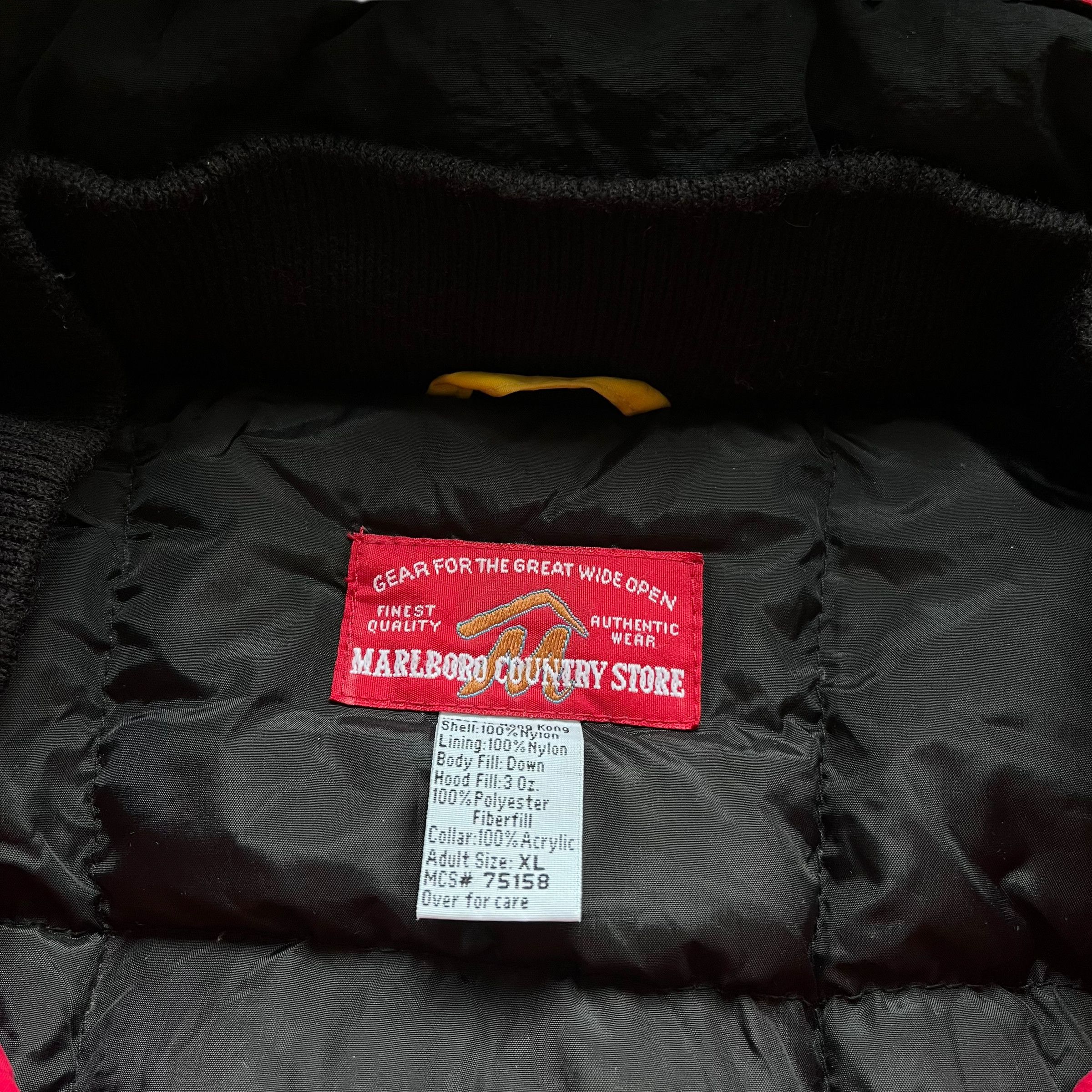 Marlboro Vintage 90s Men's Marlboro Country Store Red Puffer Jacket Size US XL / EU 56 / 4 - 2 Thumbnail