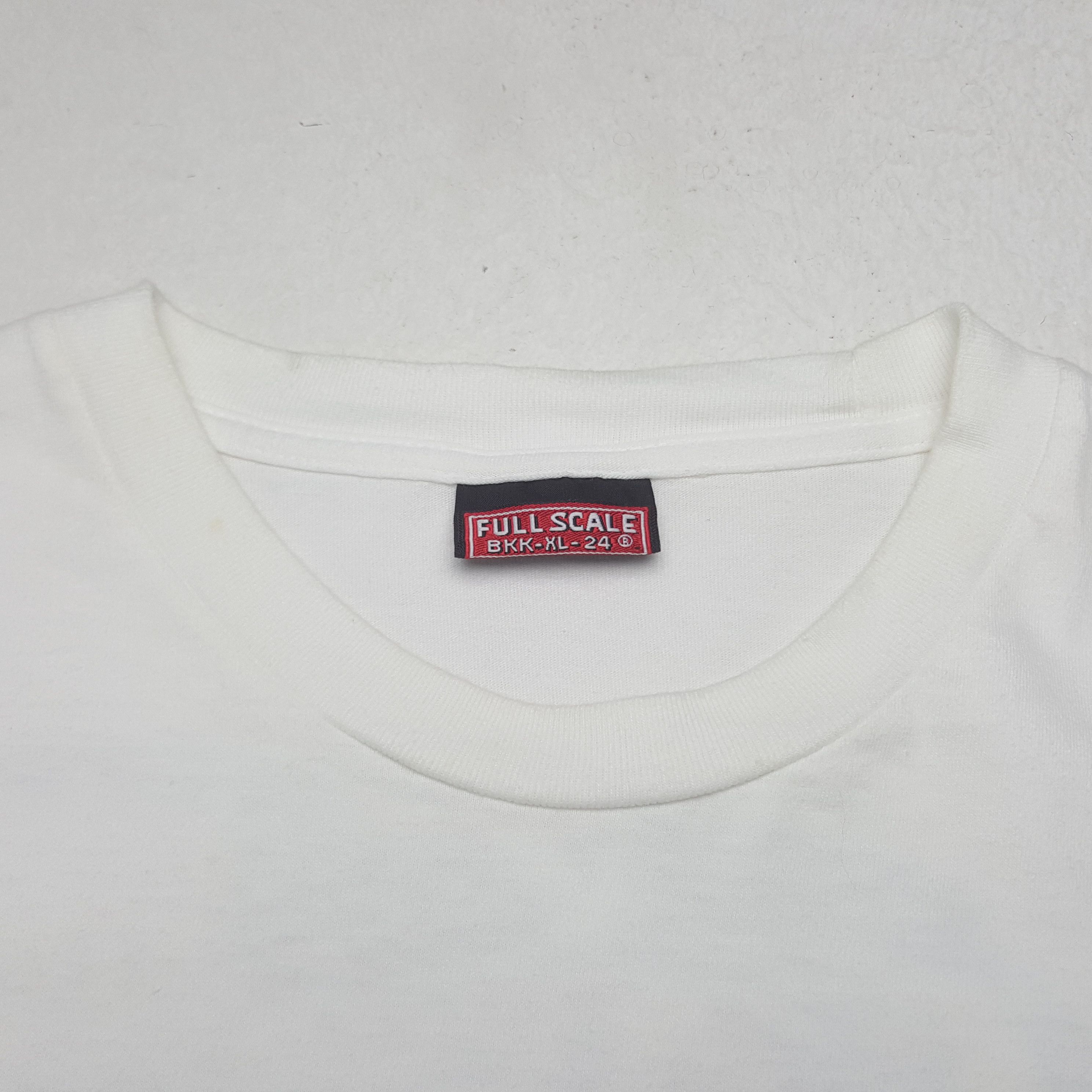 Vintage Vintage Subaru Impreza WRX STI Rally Team Tshirt RR11 Size US XL / EU 56 / 4 - 5 Thumbnail