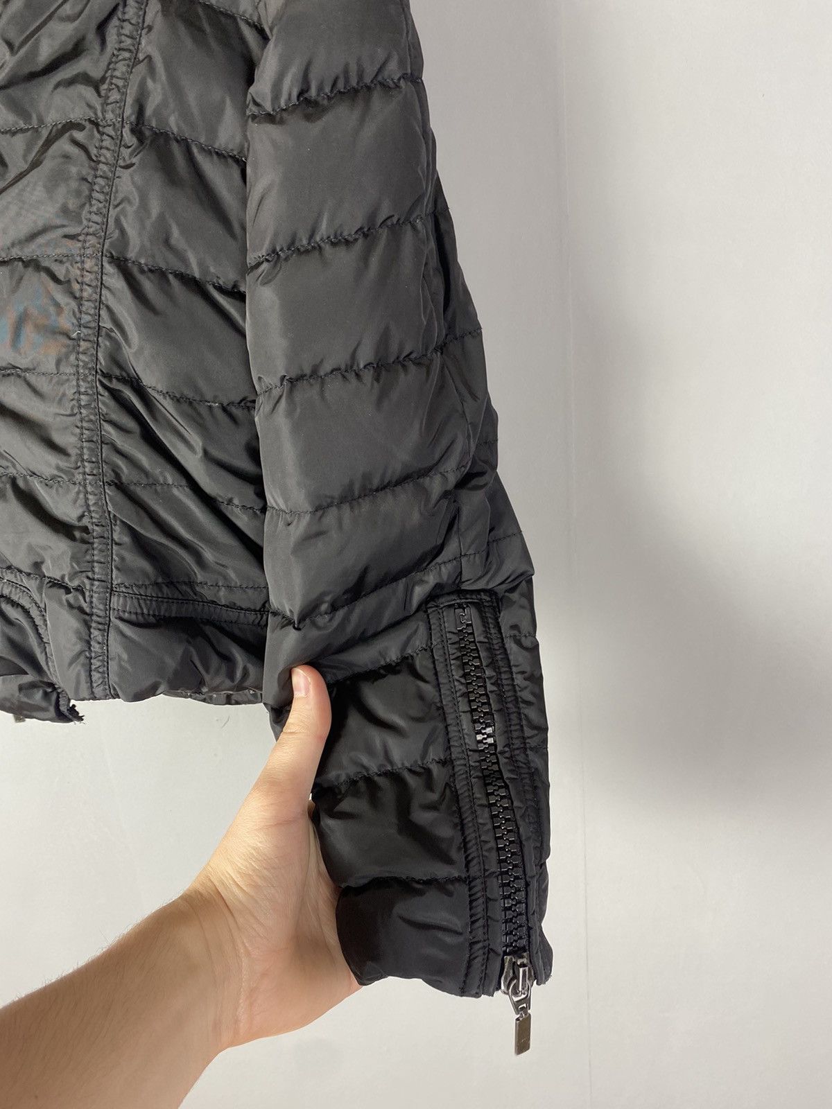 Moncler Womens moncler puffer jacket Size S / US 4 / IT 40 - 6 Thumbnail