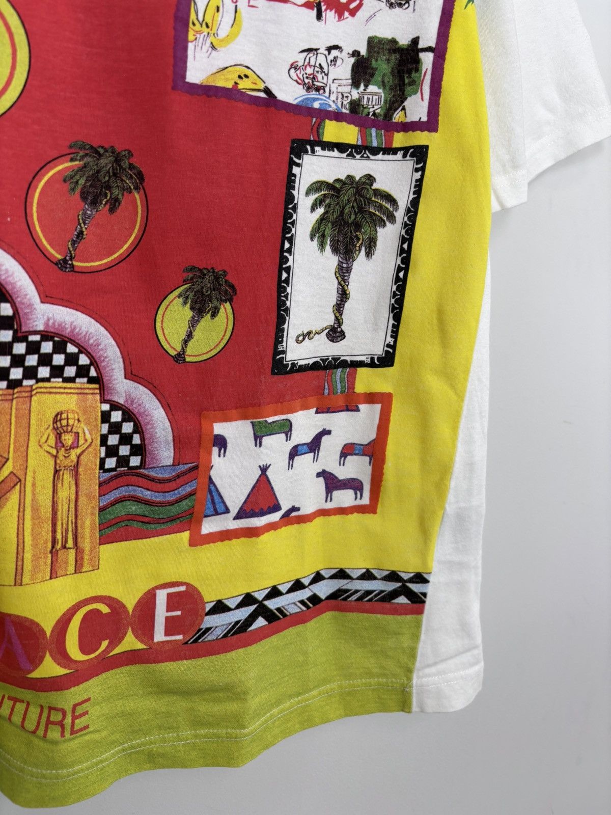 Versace Jeans Couture Vintage 1990s Versace Jeans Couture Florida Beach T-Shirt Size US L / EU 52-54 / 3 - 9 Thumbnail