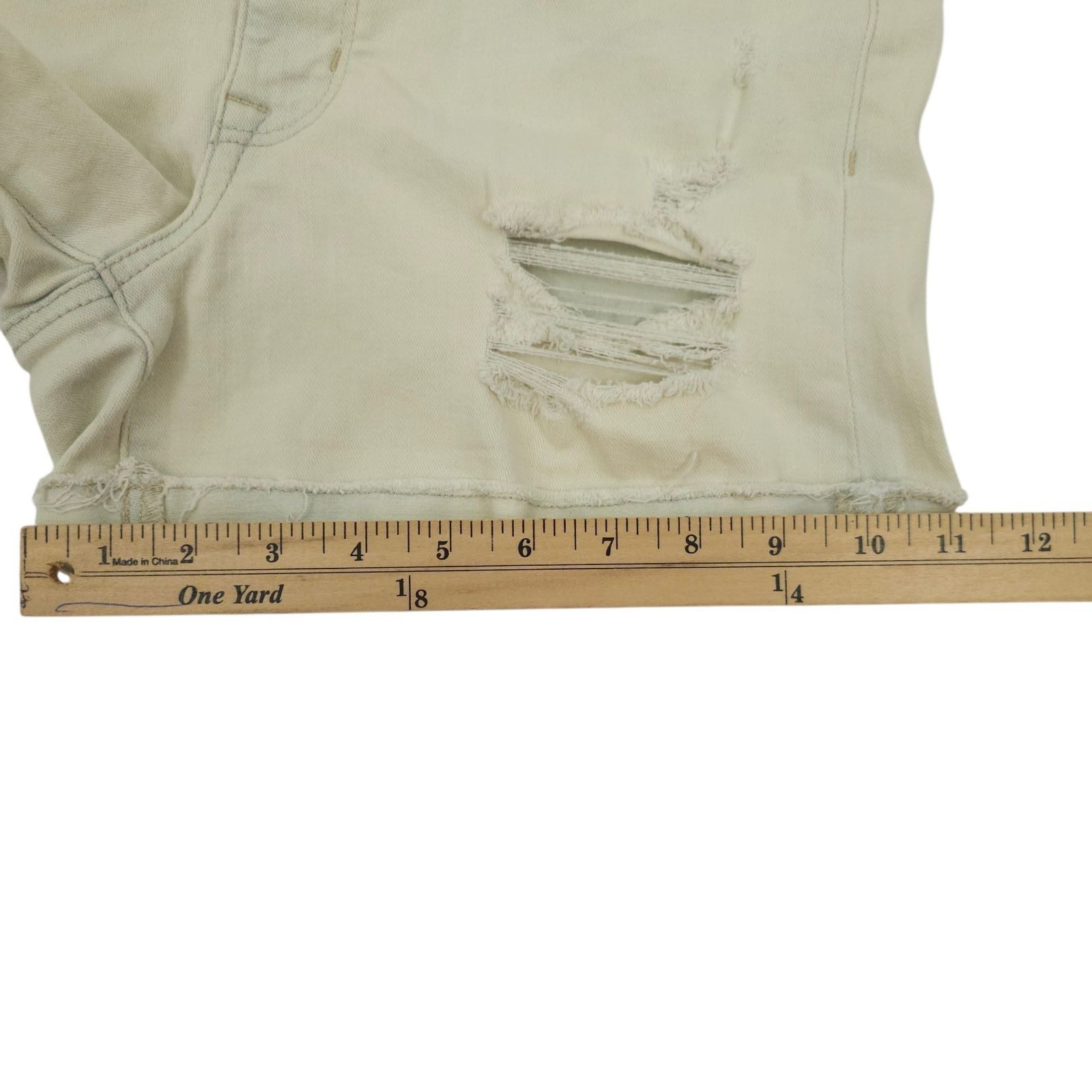 American Eagle Outfitters American Eagle Super Stretch Hi-Rise Shortie 12 Bleached Size 34" / US 12 / IT 48 - 6 Thumbnail