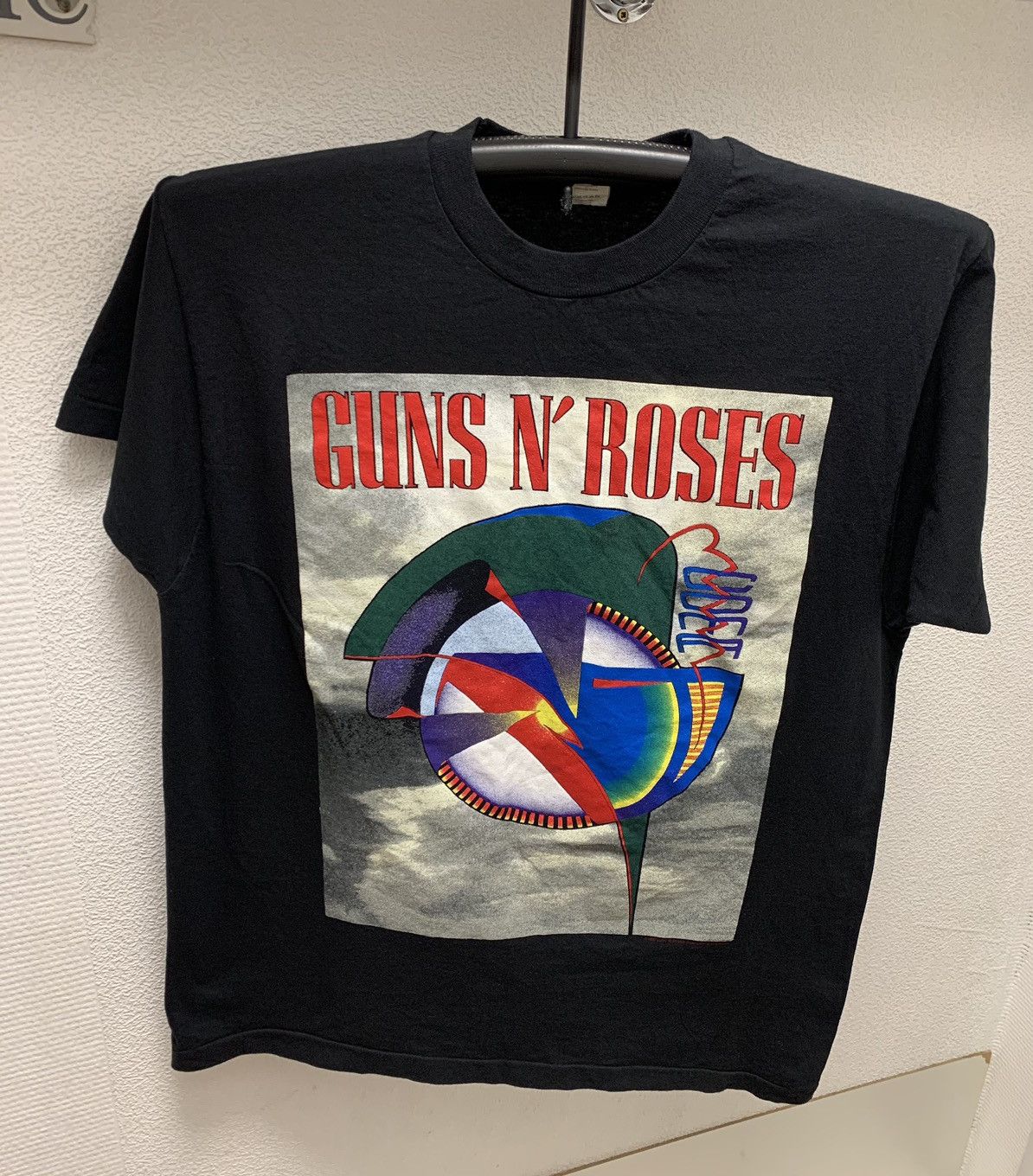 Band Tees Guns N roses screen stars vintage world tour t-shirt 1992 Xl Size US XL / EU 56 / 4 - 1 Thumbnail