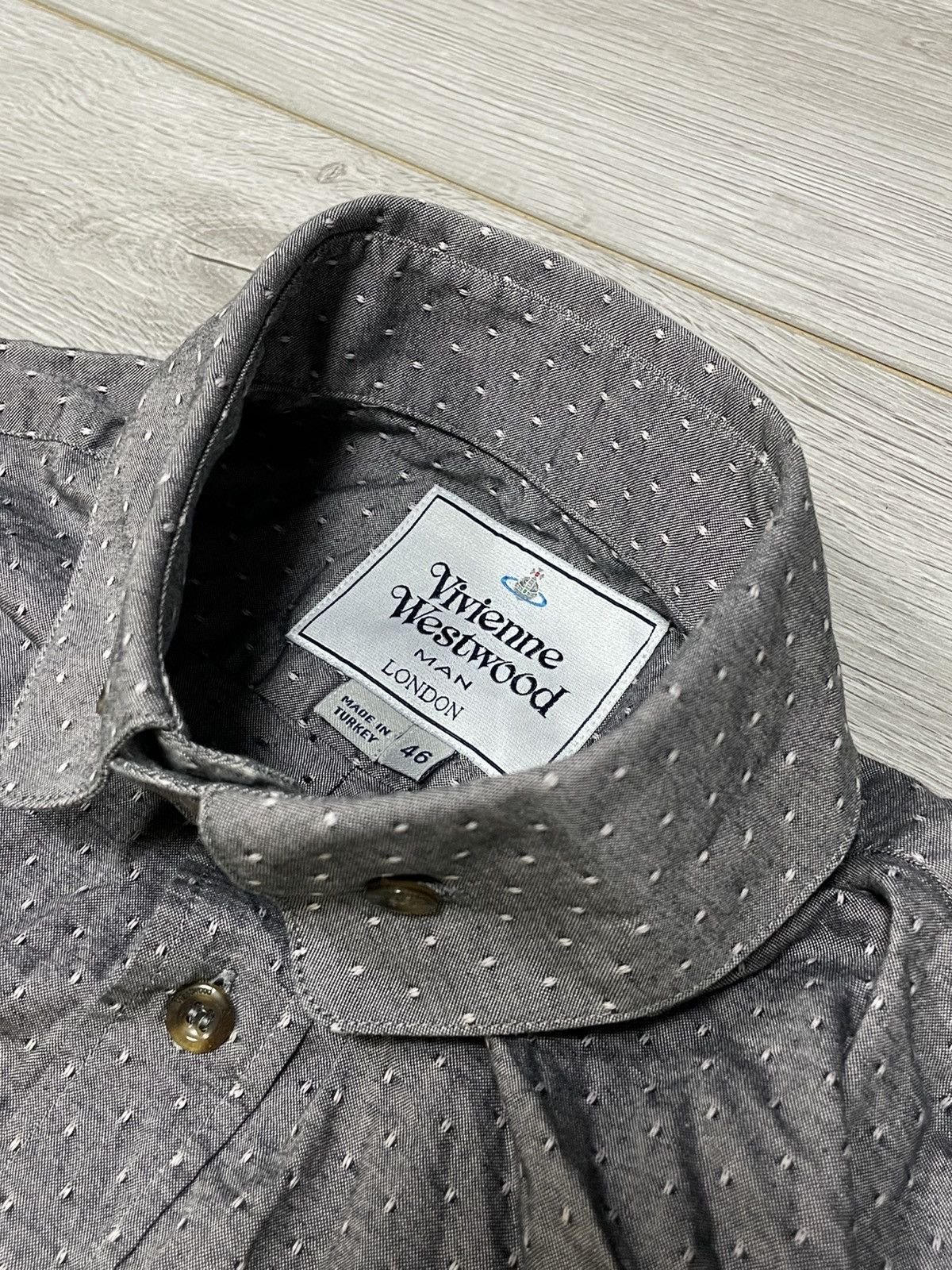 Vivienne Westwood Vivienne Westwood shirt buttons dot vintage orb Size US M / EU 48-50 / 2 - 4 Thumbnail
