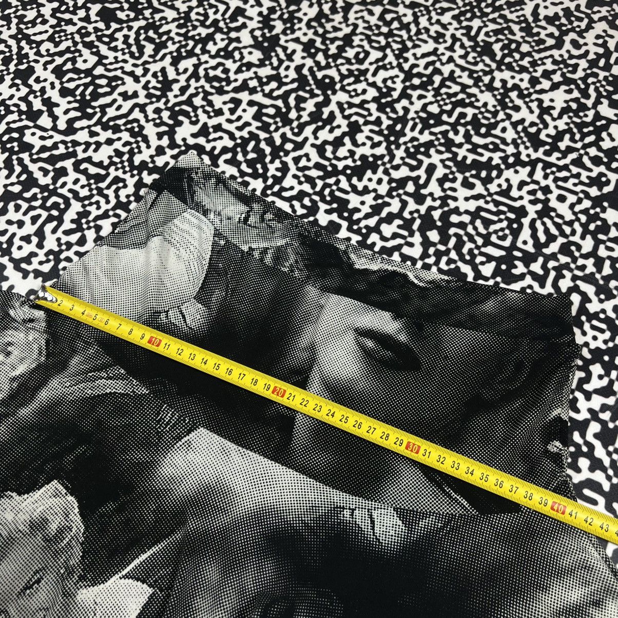Japanese Brand Vintage Y2K Japanese Art Face Marilyn Monroe Logo Skirt Size 28" / US 6 / IT 42 - 16 Thumbnail
