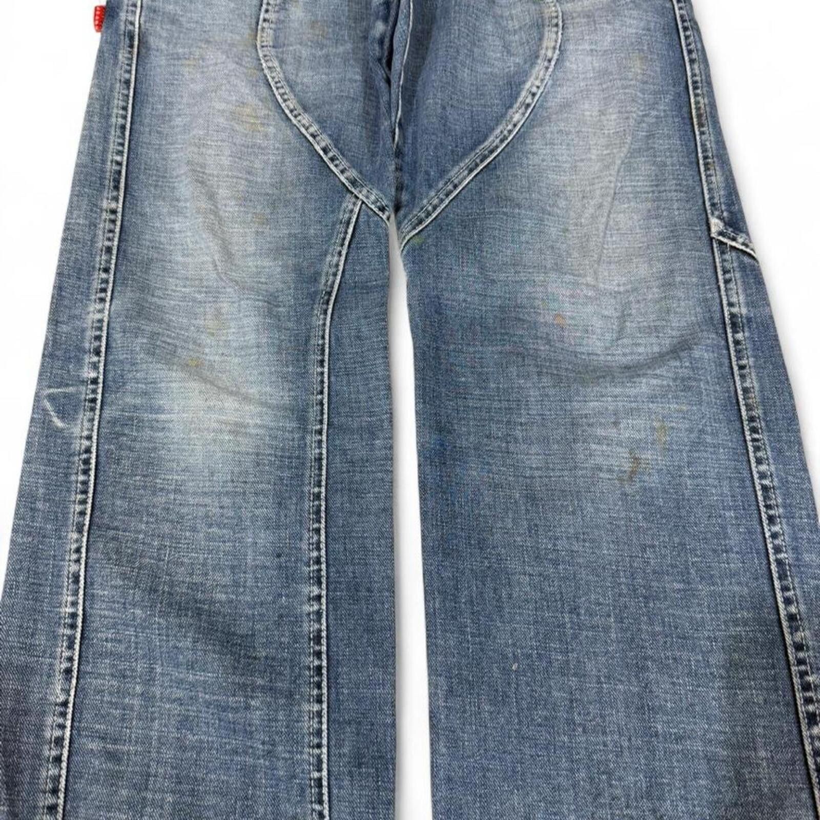 True Religion Kelmec straight fit unique style denim jeans Size US 31 - 7 Thumbnail