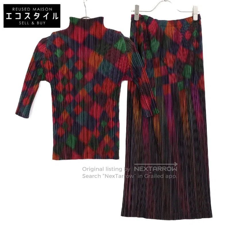 Issey Miyake Issey Miyake Red Long Sleeve Size M / US 6-8 / IT 42-44 - 1 Thumbnail