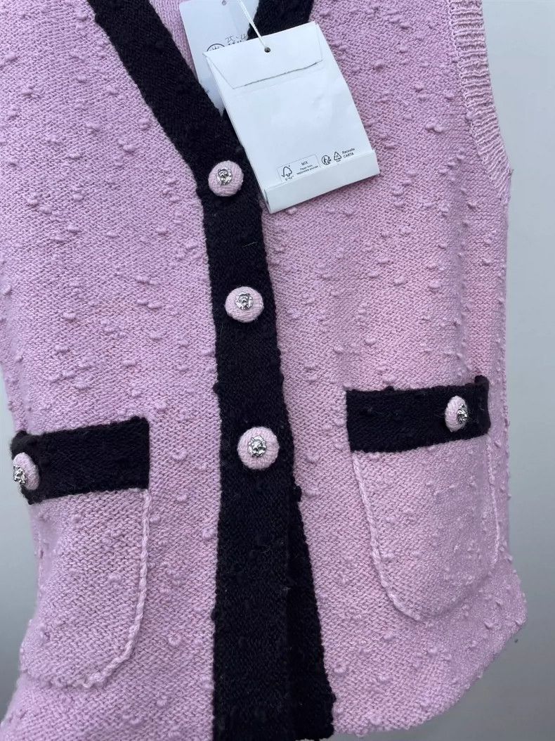 Chanel Chanel 24K black and pink color-blocked knitted vest 2504-N Size XS / US 0-2 / IT 36-38 - 3 Thumbnail