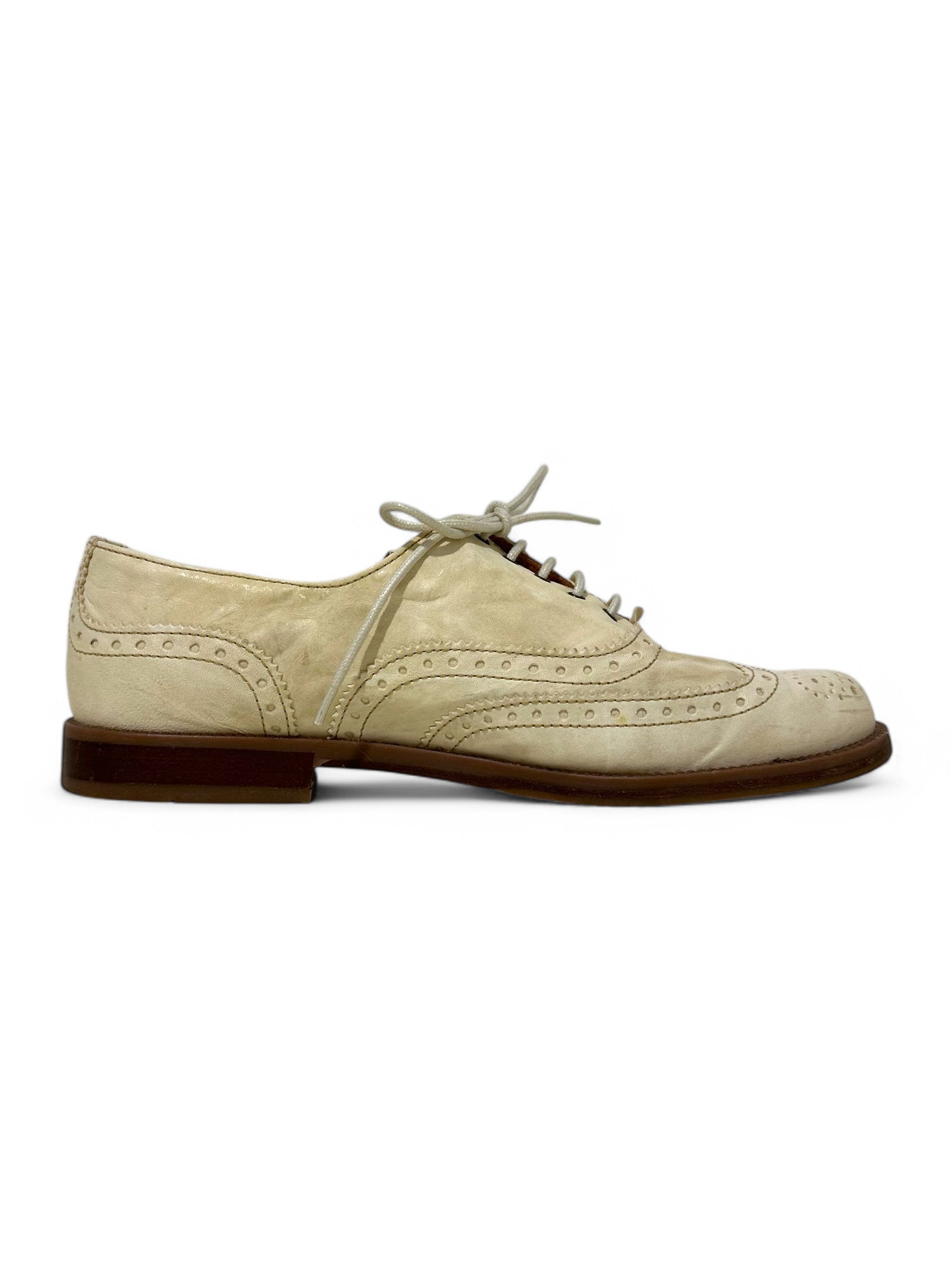 Russell & Bromley Russell & Bromley Jeeves Ivory Leather Oxford Brogues Size US 8 / IT 38 - 7 Thumbnail