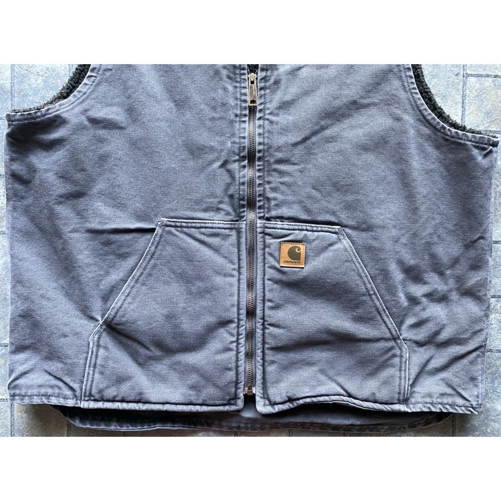 Carhartt VINTAGE Carhartt V26 GVL Vest Men XL Tall Gray Sherpa Lined Embroidery Big & Tall Embroidered Cotton Vest Size US XL / EU 56 / 4 - 2 Thumbnail
