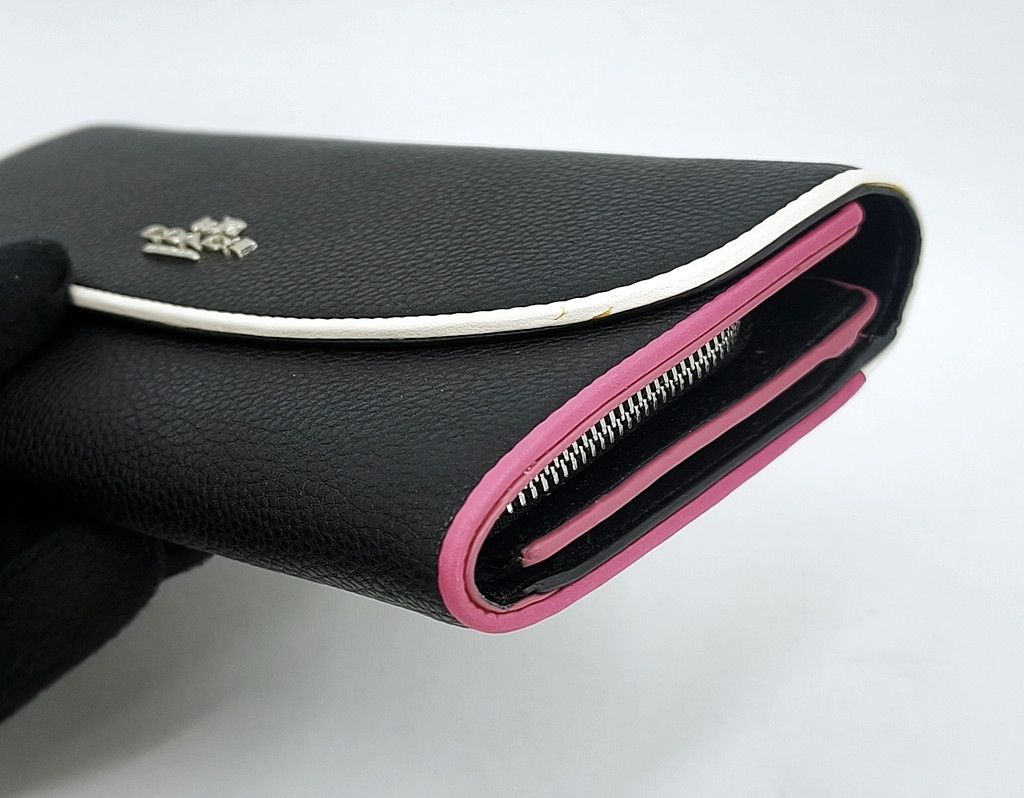 Coach original COACH black with pink trim long wallet like new Size ONE SIZE - 3 Thumbnail